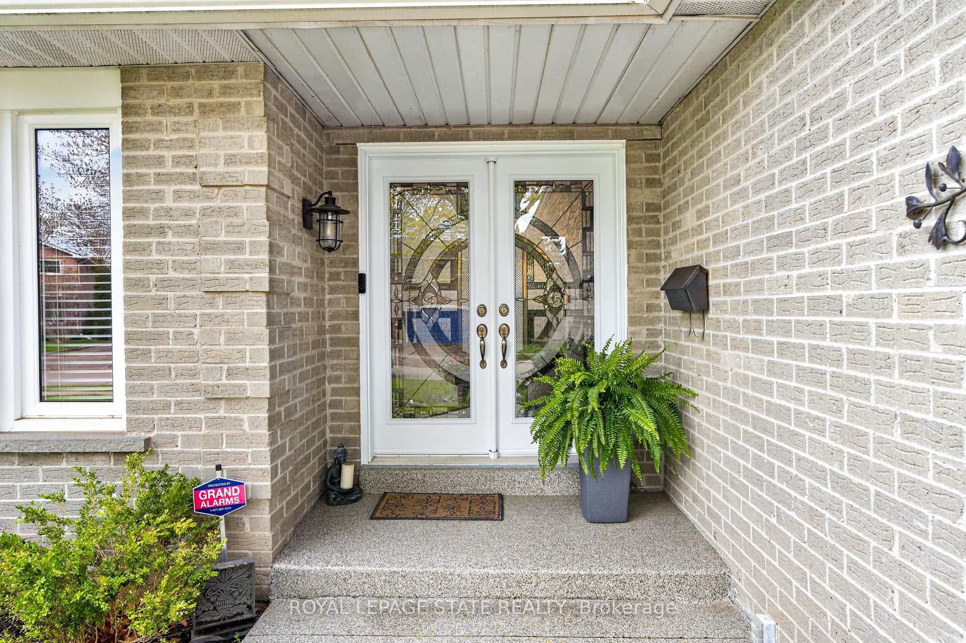 3086 Swansea Drive photo 4