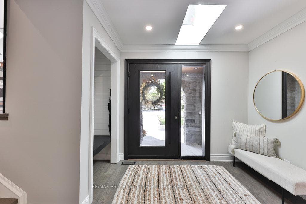 3512 Rubens Court photo 2
