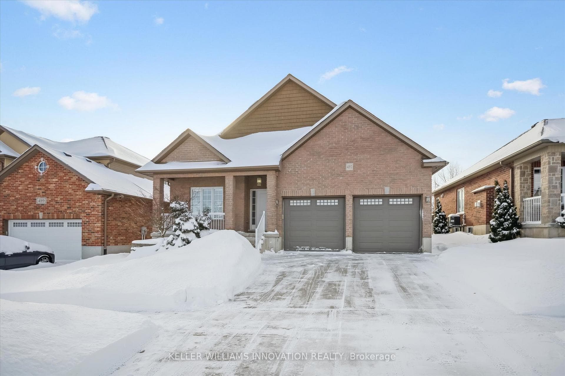 495 Alan Crescent photo 1