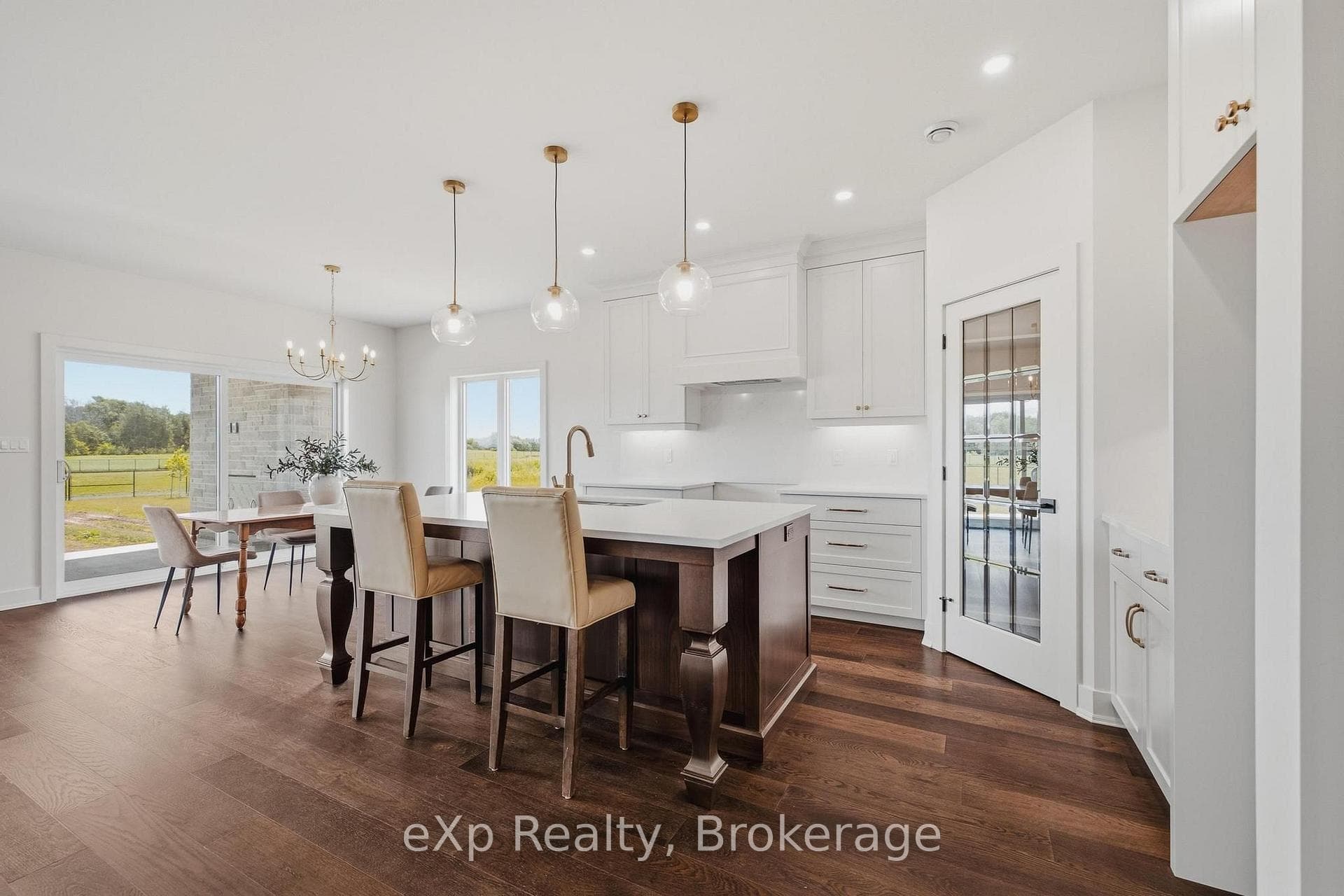 1036 Walton Avenue photo 12