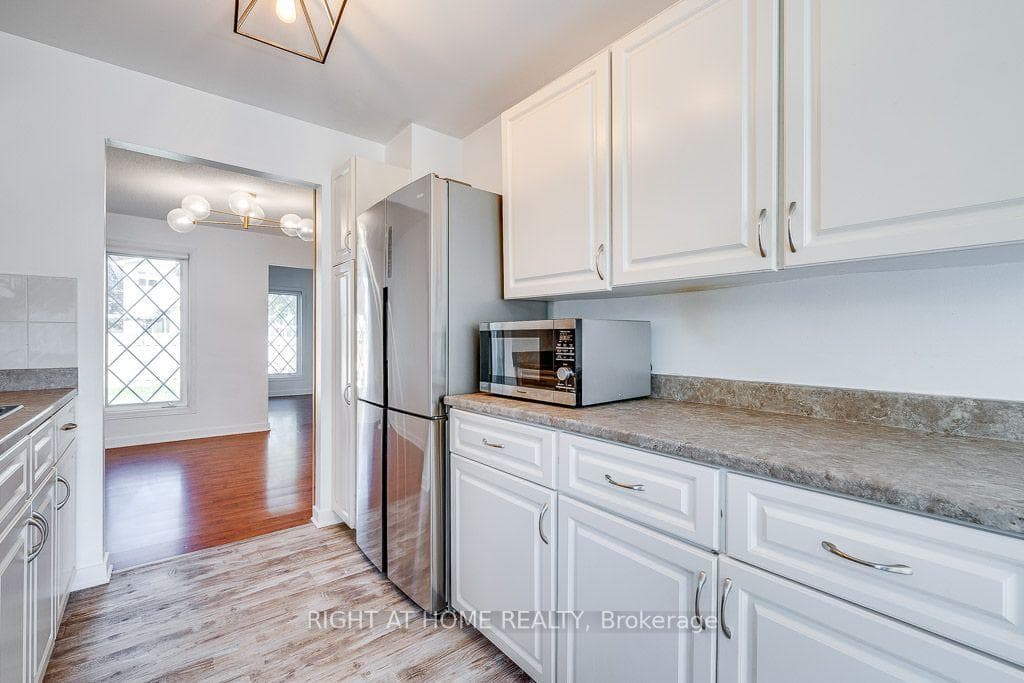 85 Winchester Drive photo 10