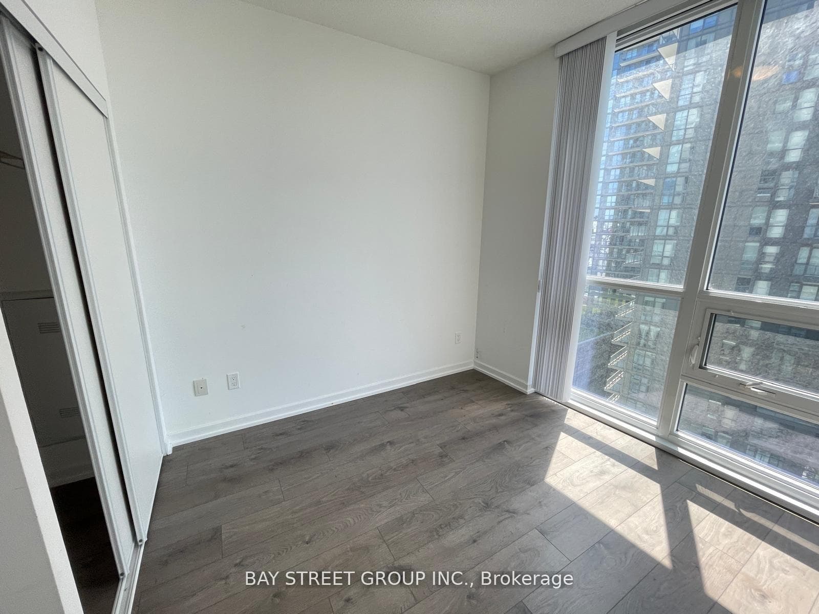 50 Forest Manor Road Unit 1502 photo 16