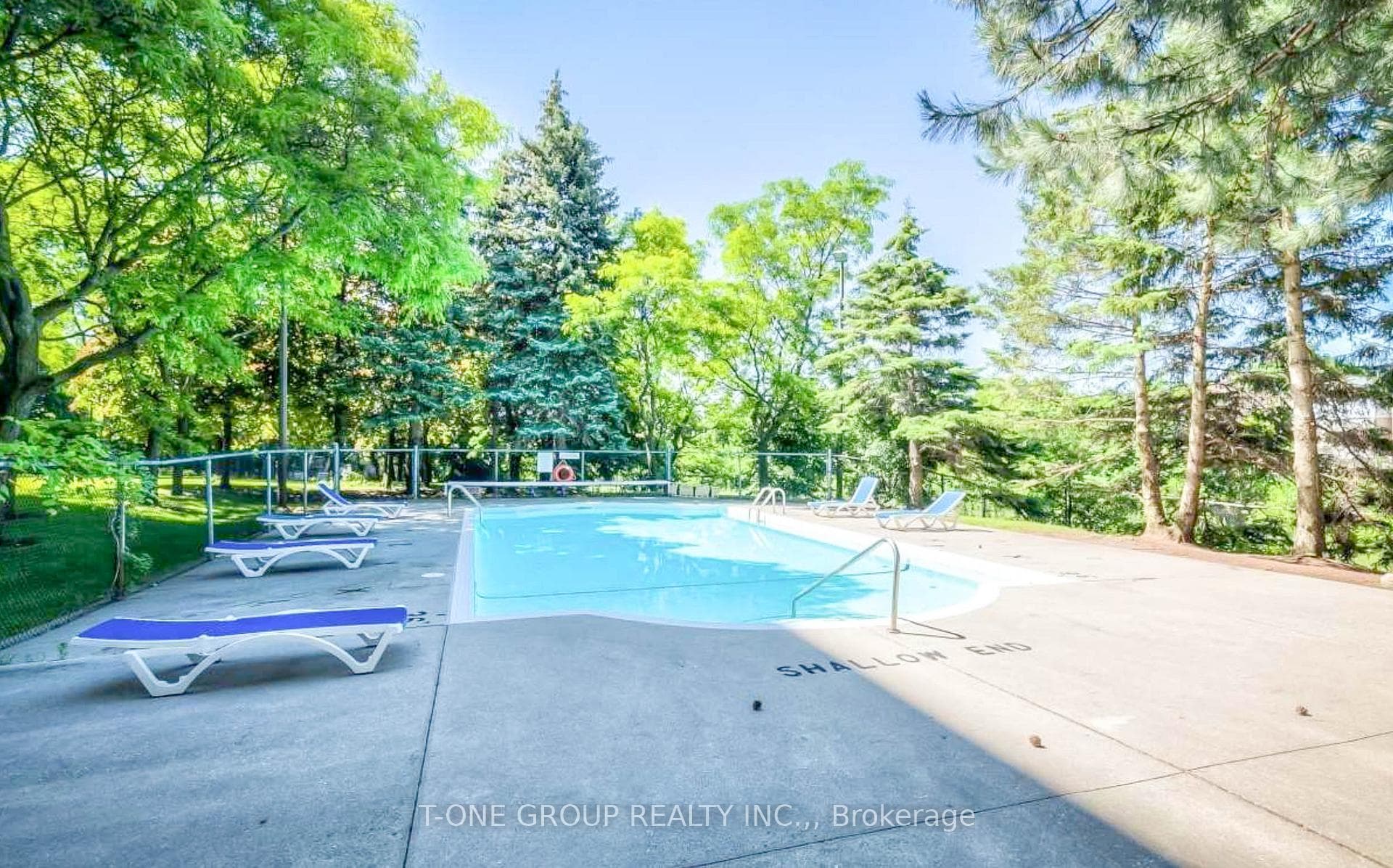 4725 Sheppard Avenue Unit 701 photo 17