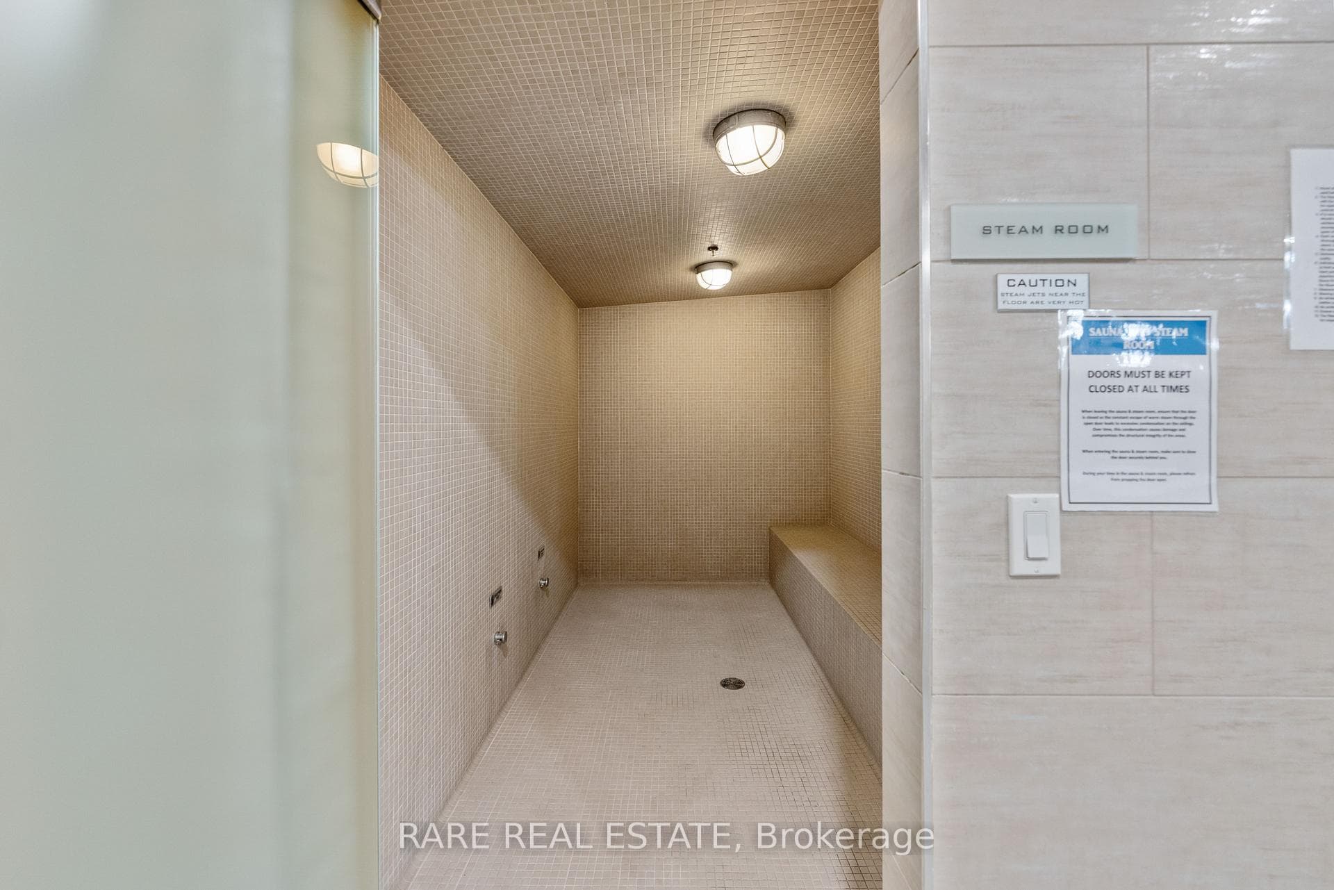 70 Roehampton Avenue Unit 715 photo 29