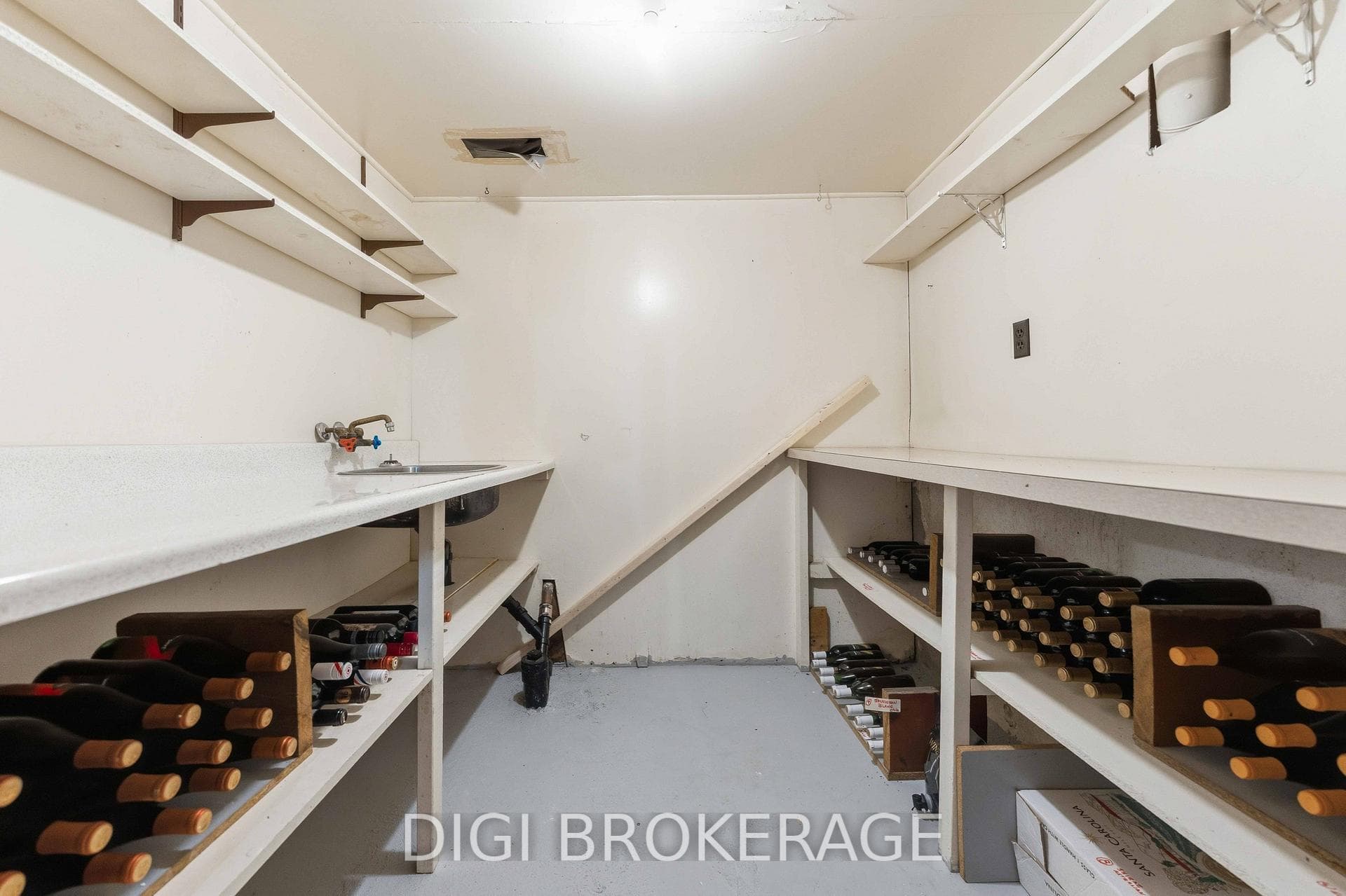 737 Southmore Drive photo 43