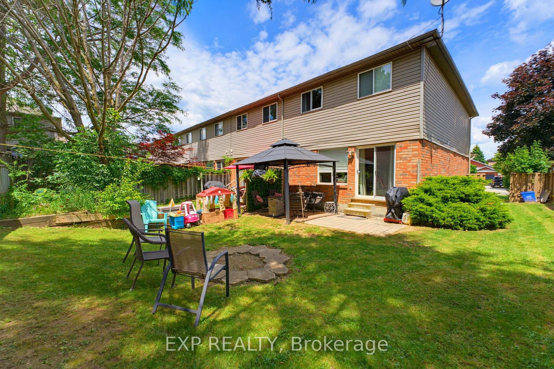 10 Cadham Boulevard Unit 28 photo 23