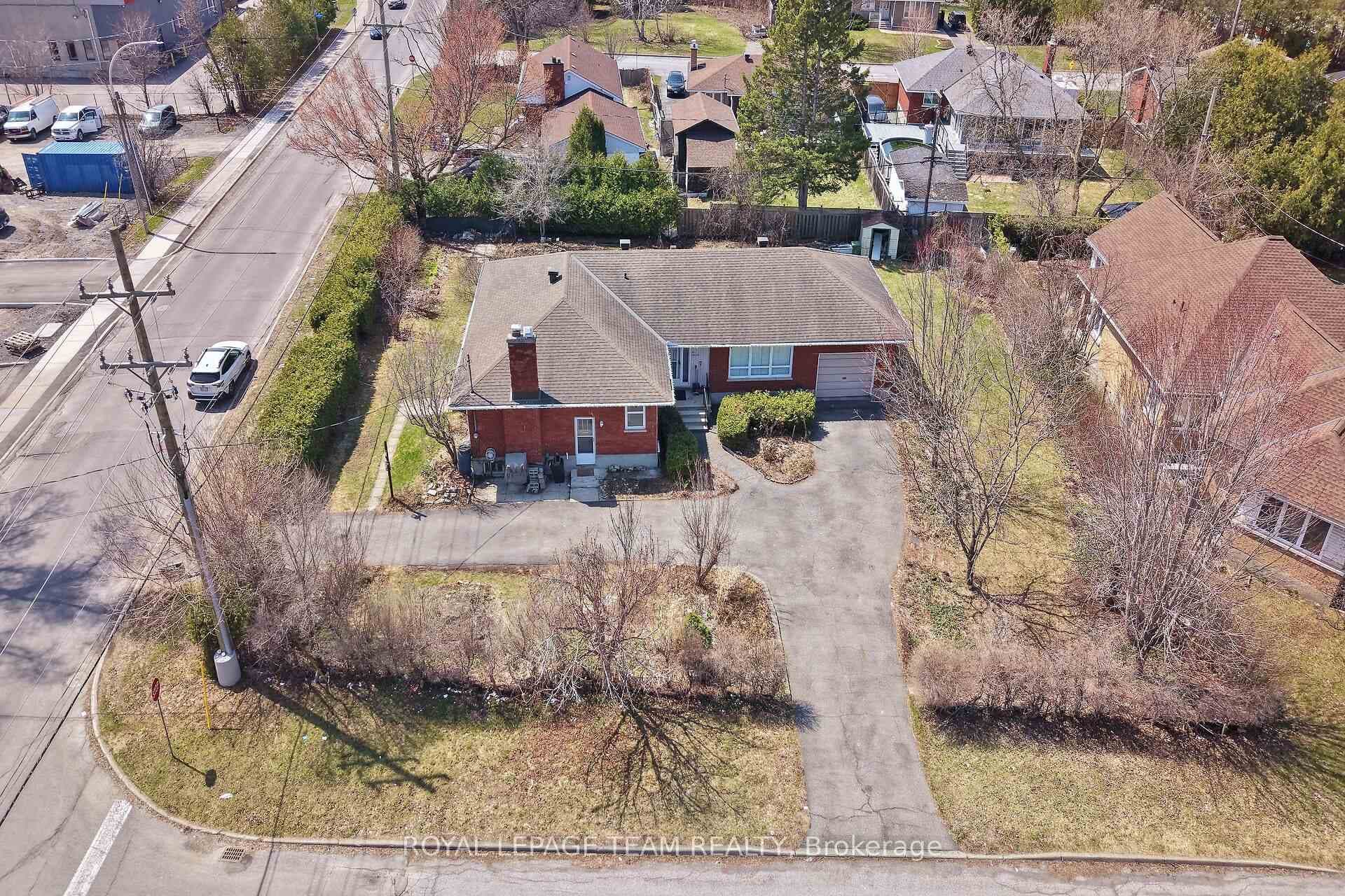 45 Capilano Drive photo 3