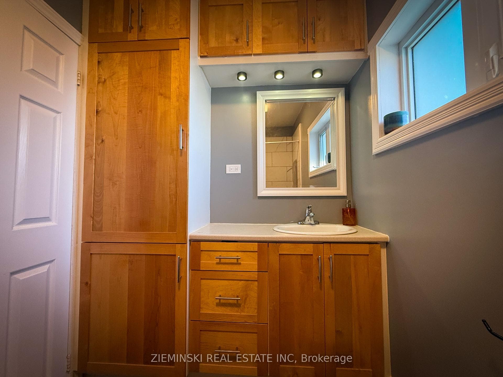 408 Seventh Avenue photo 20