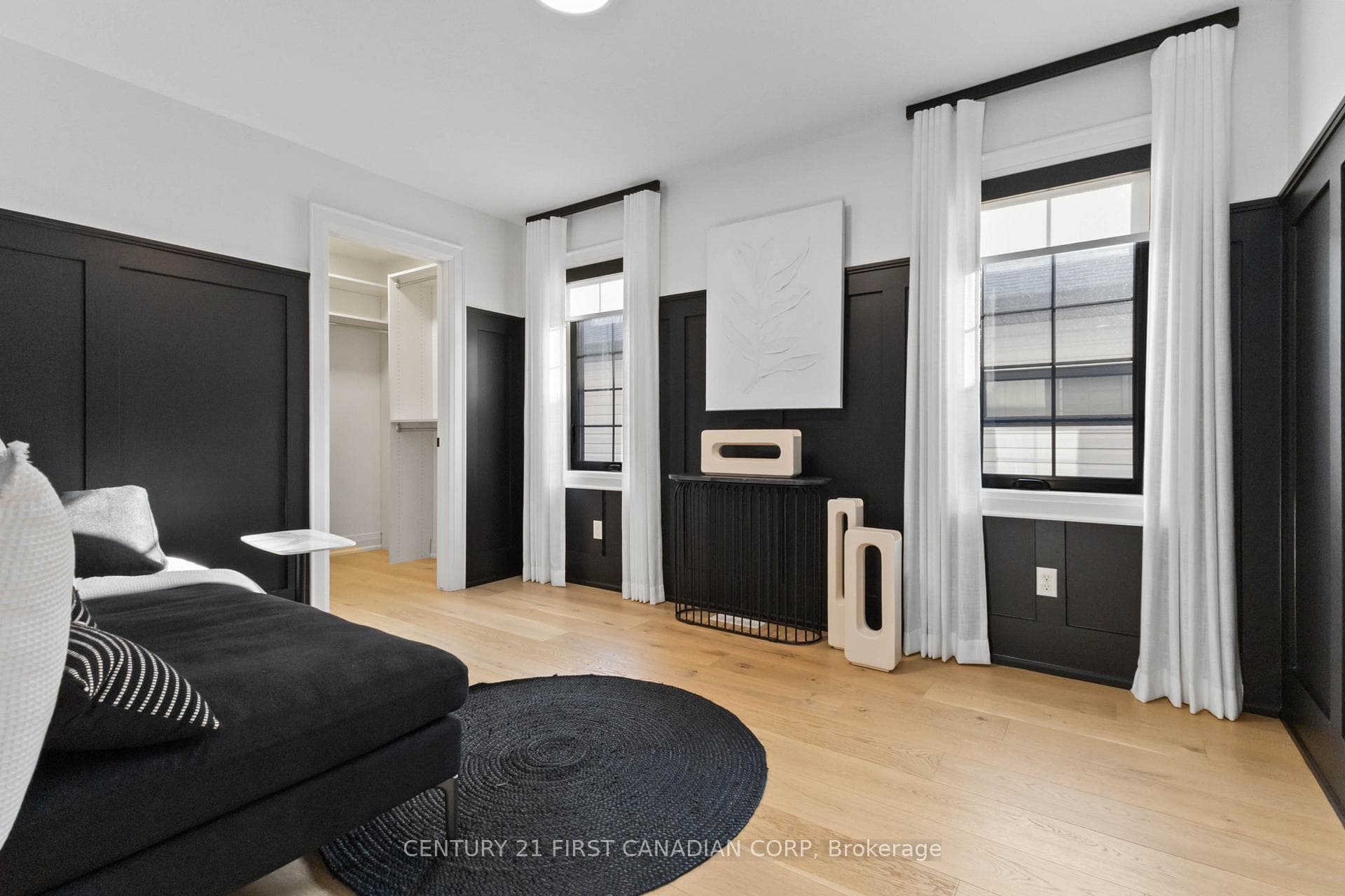 2nd bedroom with walk in closet