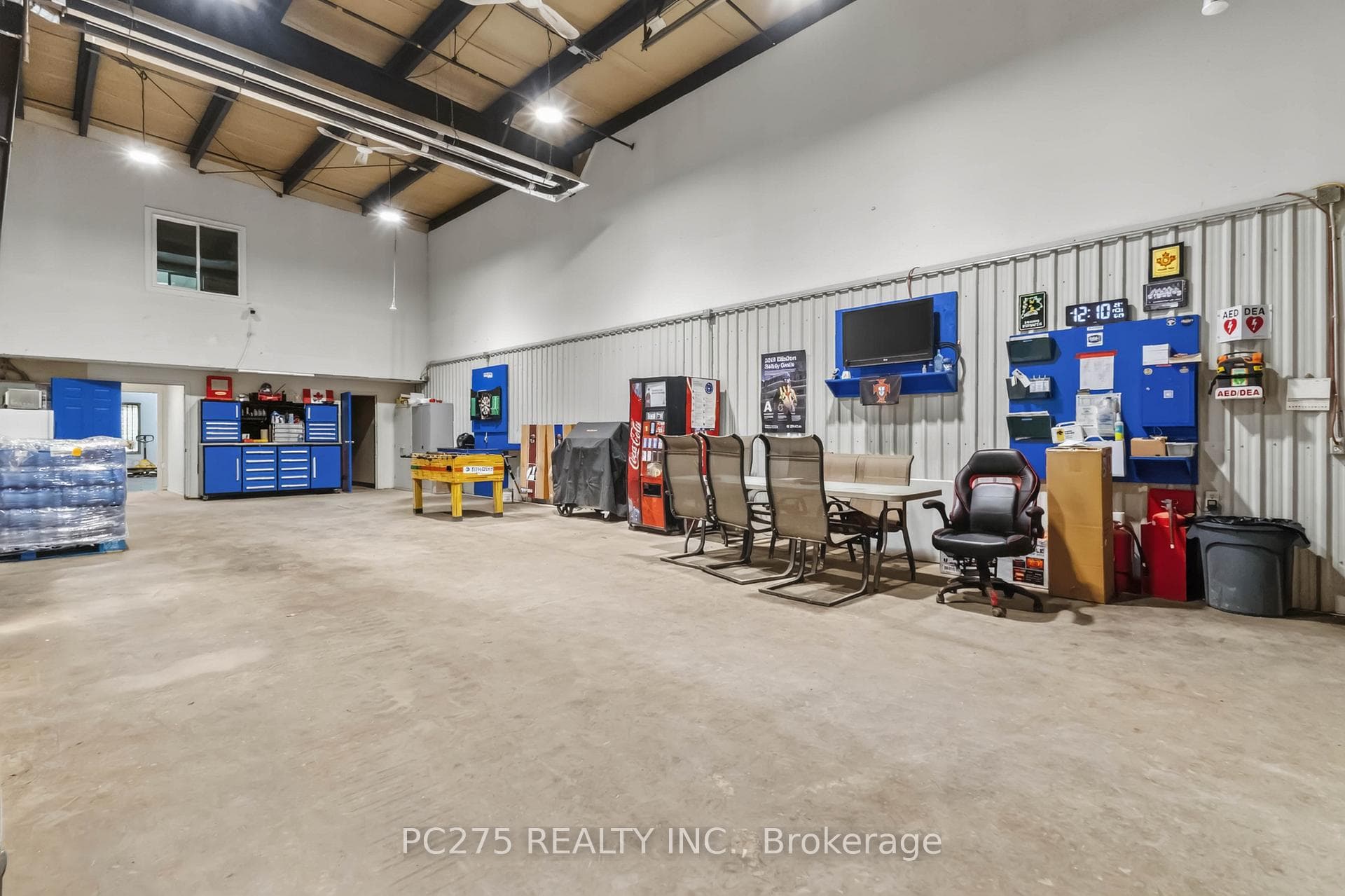2081 Piper Lane photo 14