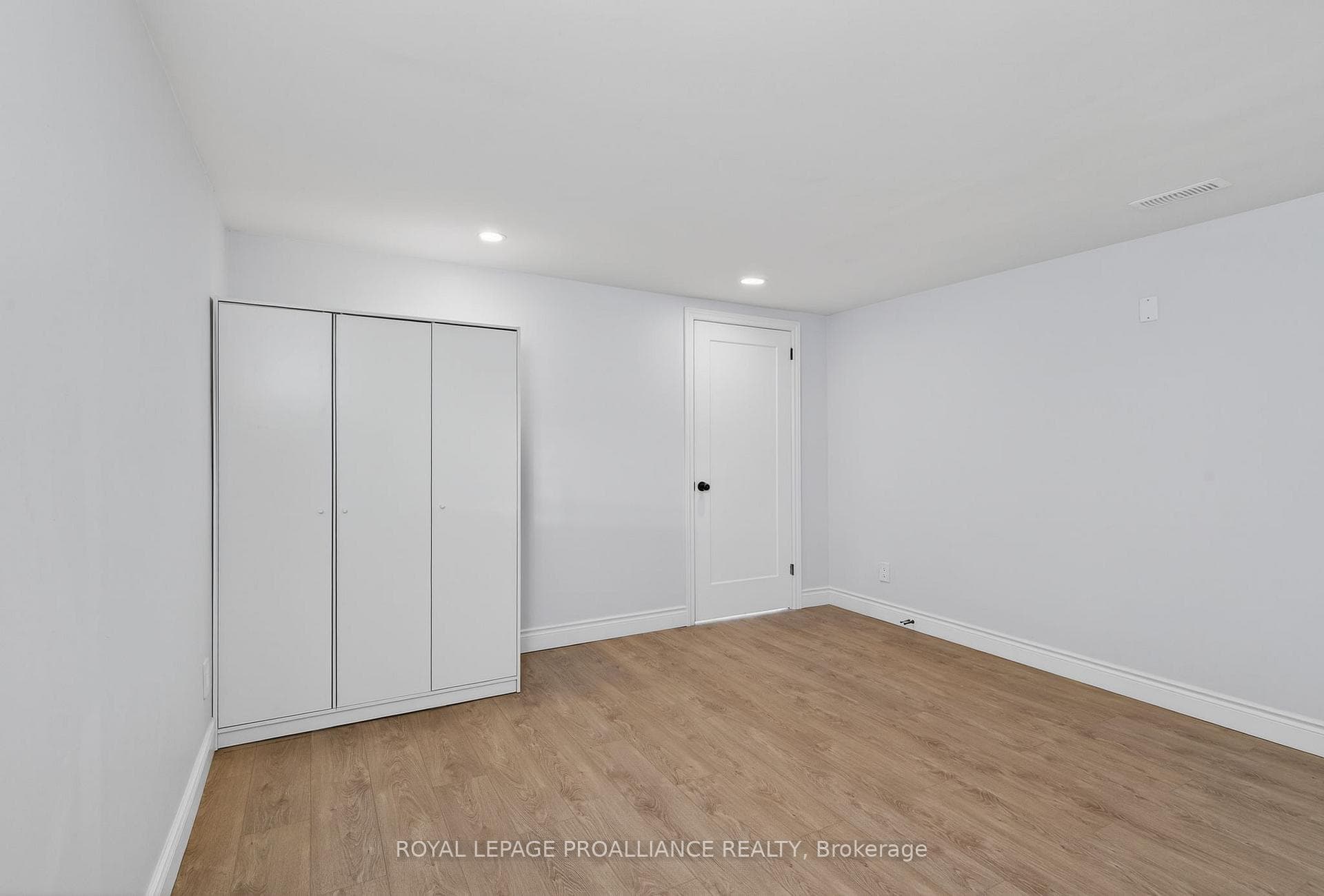 91 Stanley Street photo 30