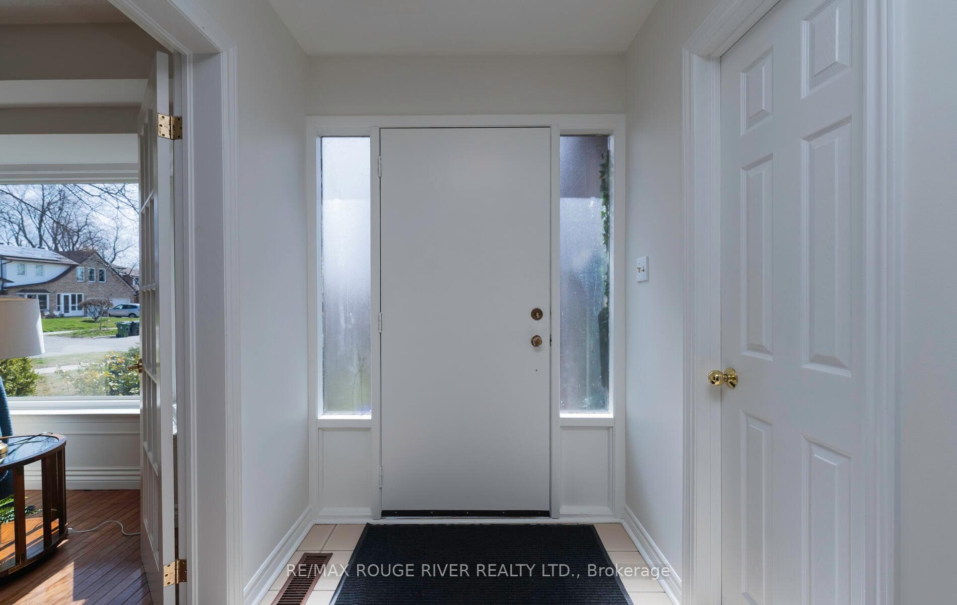 124 Acheson Boulevard photo 6