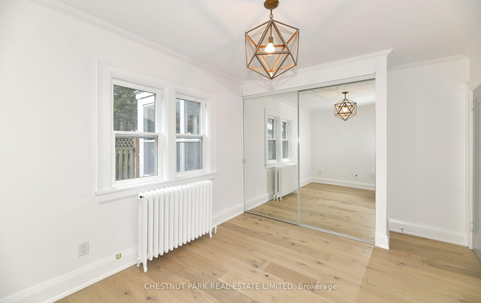 11 Rose Park Crescent Unit Main photo 11