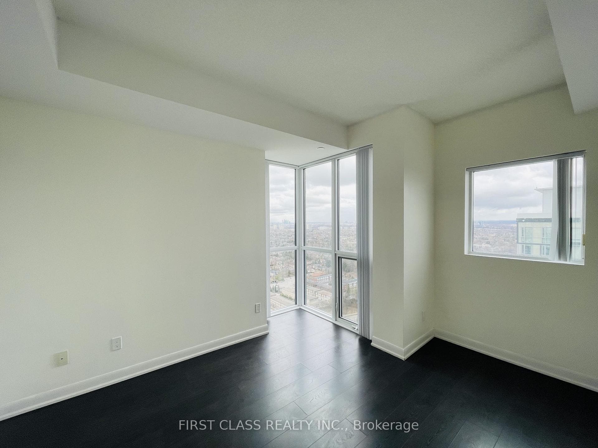5168 Yonge Street Unit PH305 photo 14