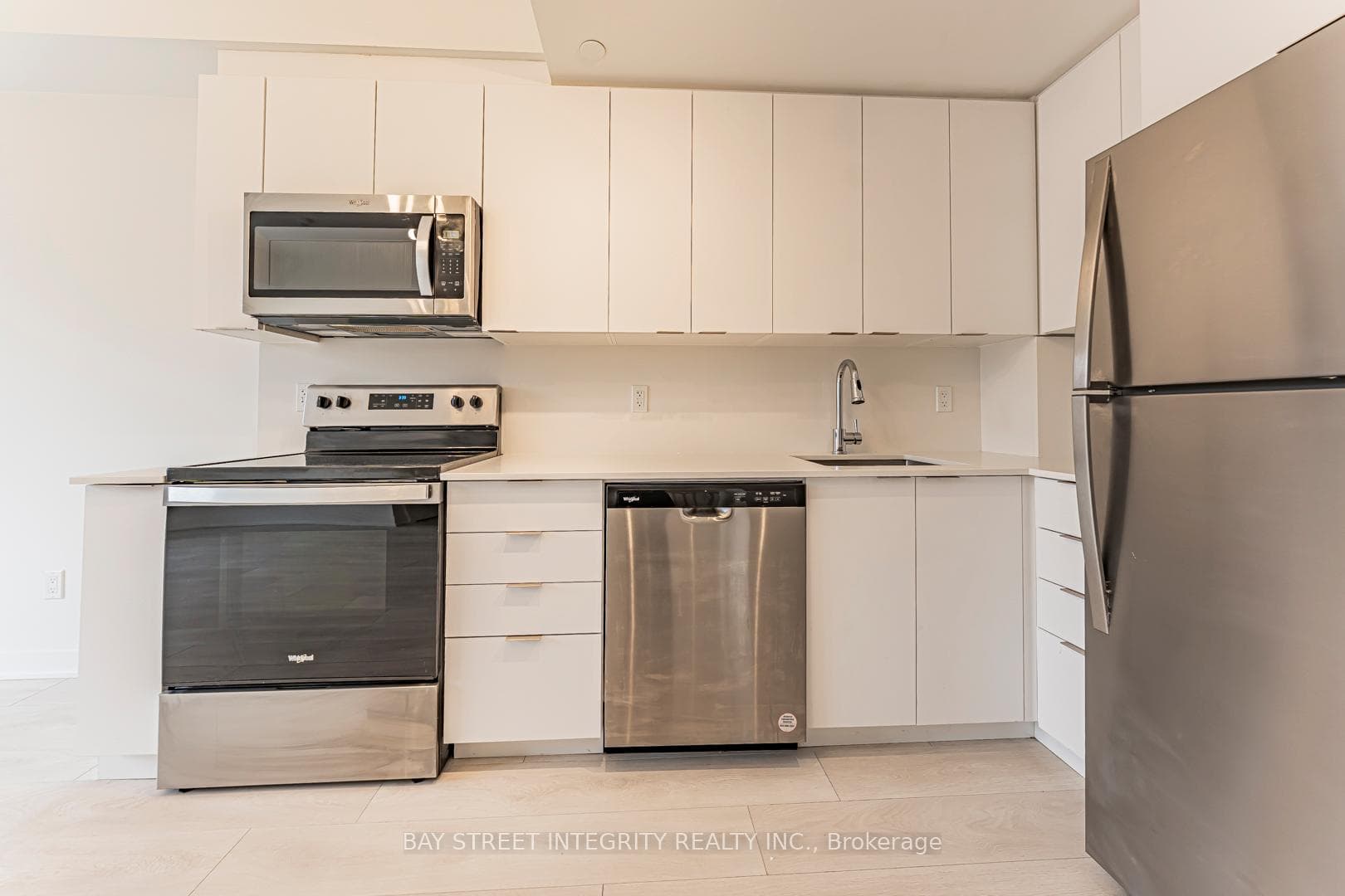 4045 Hickory Drive Unit 7 photo 16