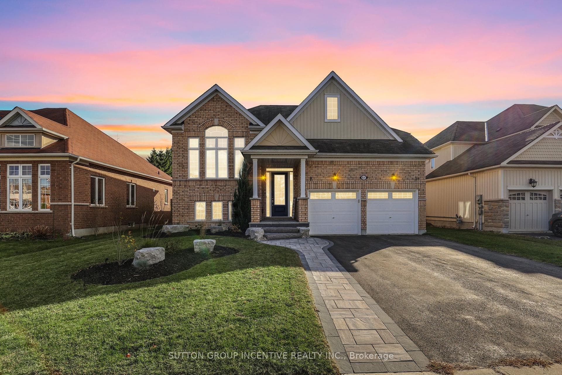 61 Collier Crescent photo 1
