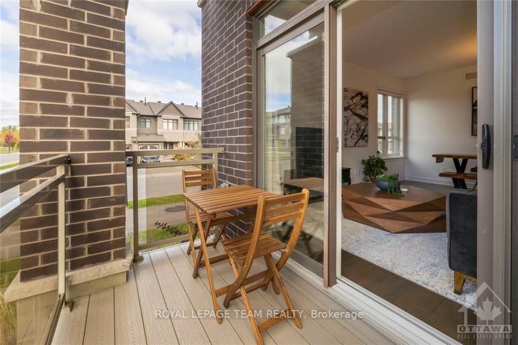 618 COMPASS Street photo 18