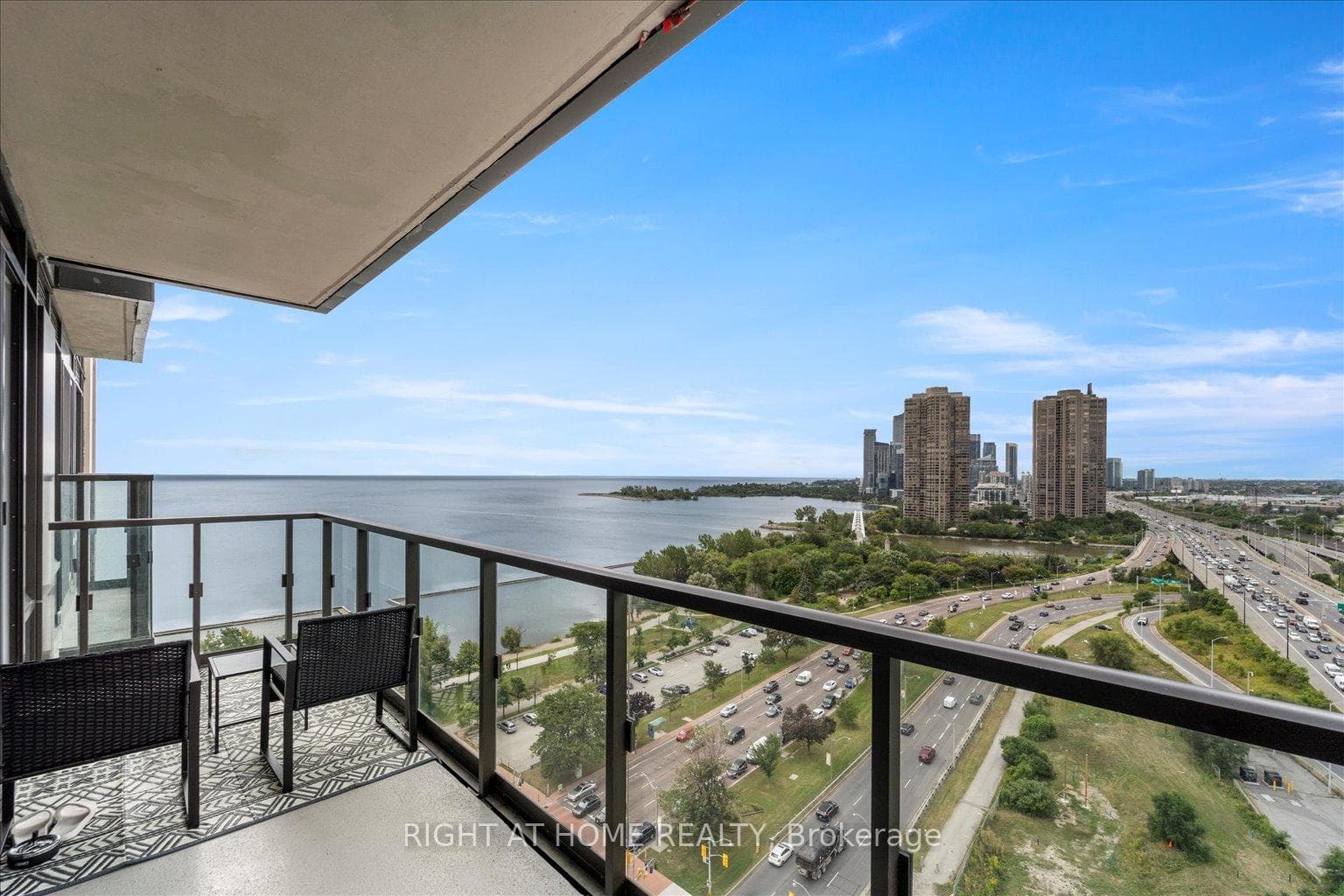 1928 Lakeshore Boulevard Unit 2011 photo 30