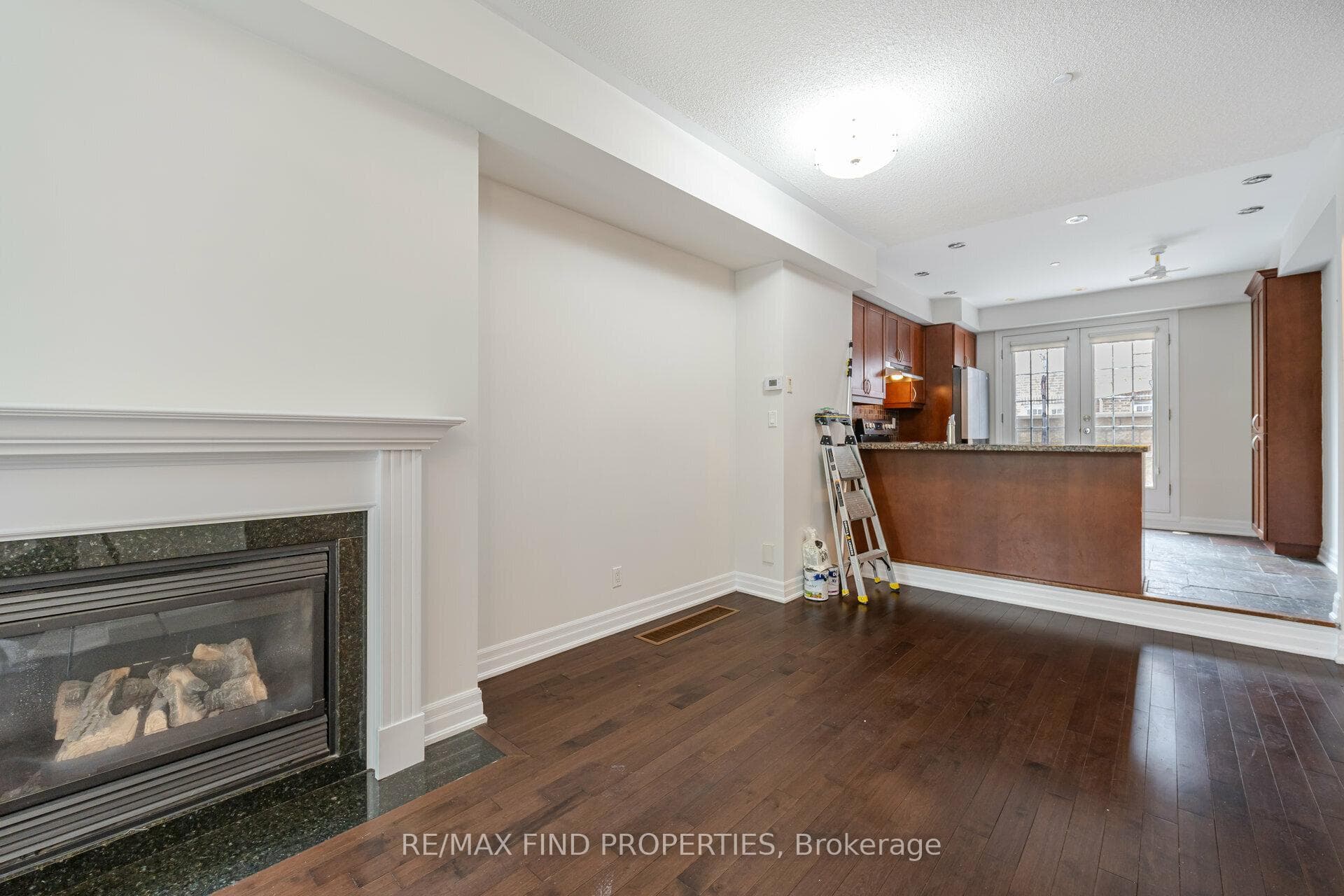 63 NEWCASTLE Street photo 8
