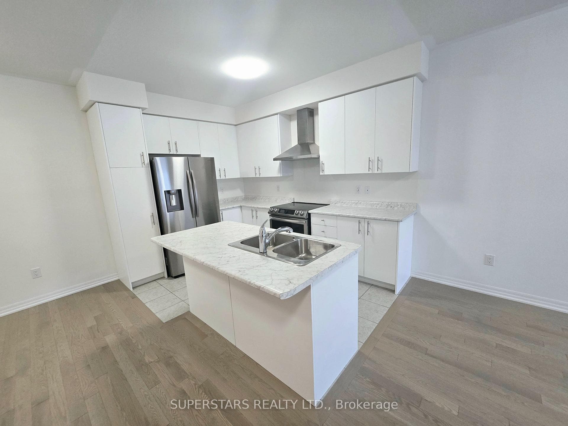 29 Delano Way photo 6