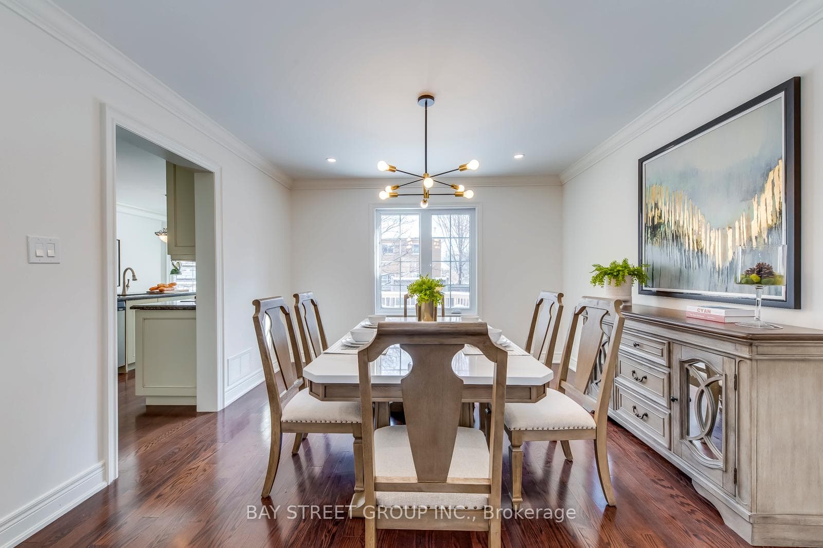 1128 Lansdown Drive photo 8