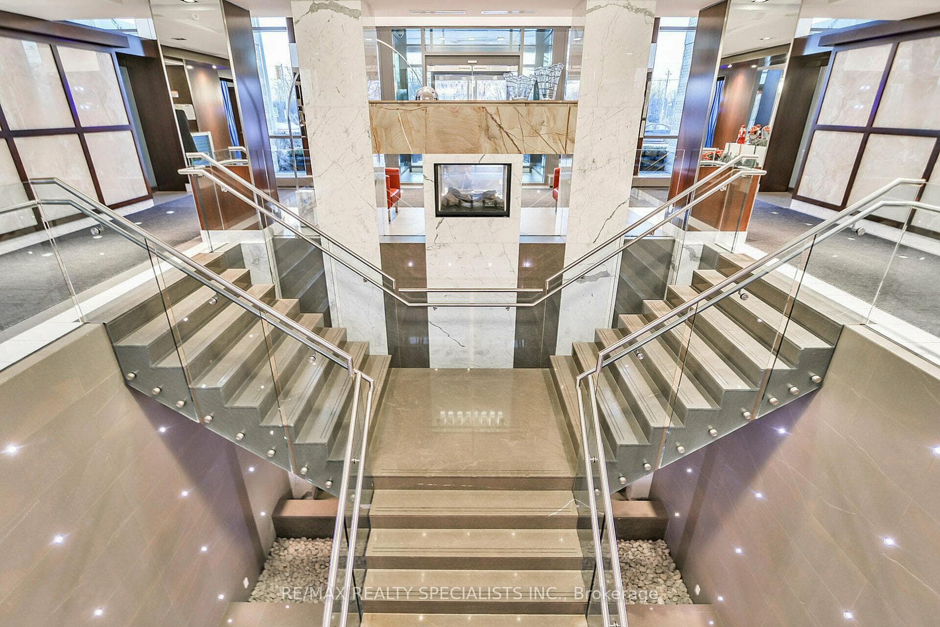 235 Sherway Gardens Road Unit 1609 photo 3
