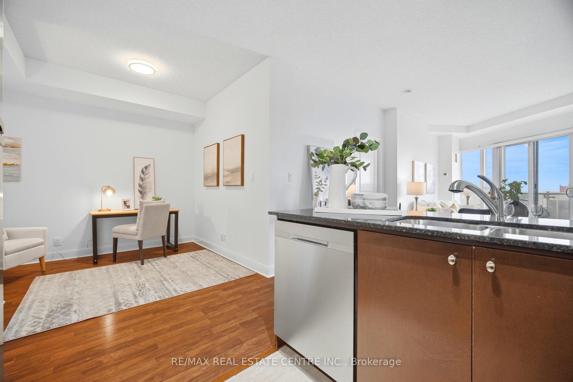 50 Absolute Avenue Unit 2401 photo 8