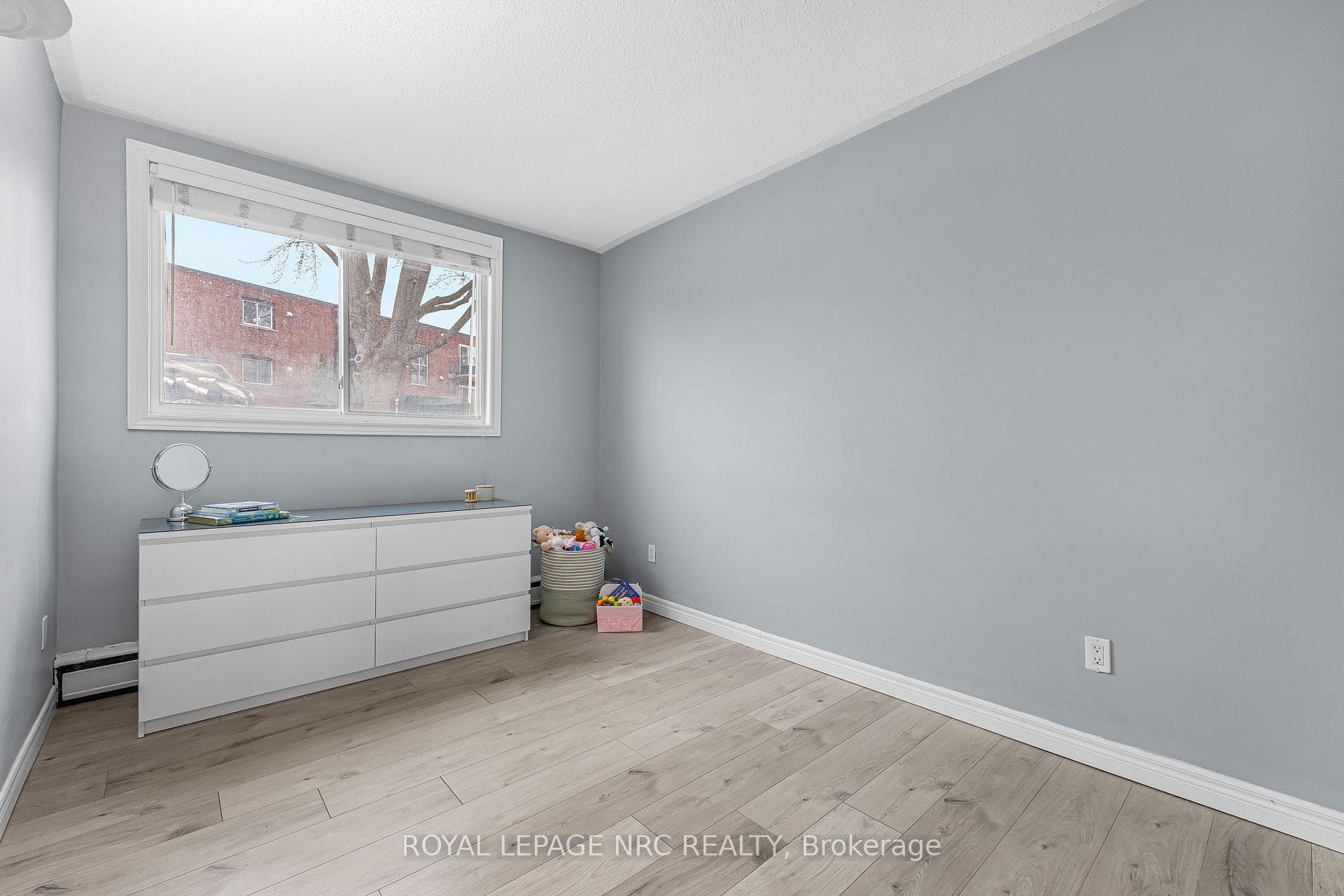 454 CARLTON Street Unit 7 photo 7