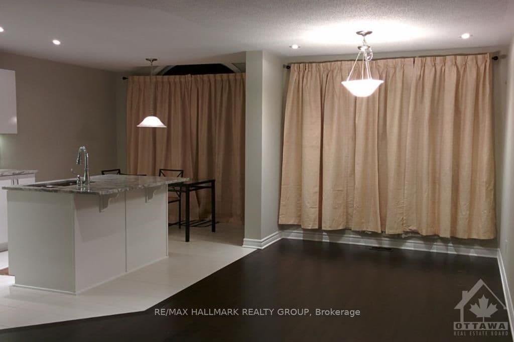 329 TOURMALINE Crescent photo 25