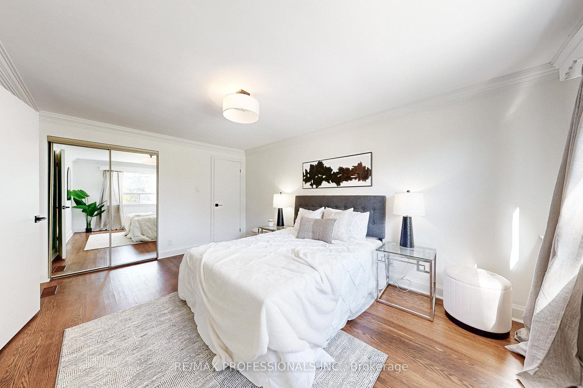 146 Pinegrove Avenue photo 17