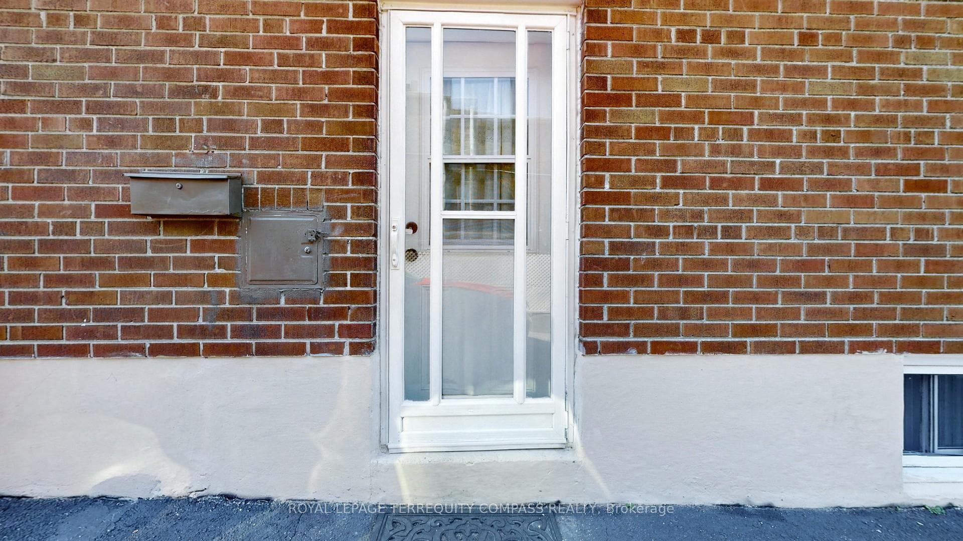 11 Arrowsmith Avenue photo 34