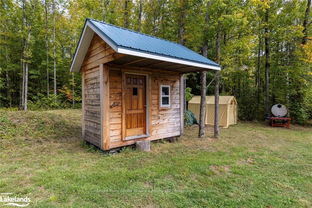 Shed