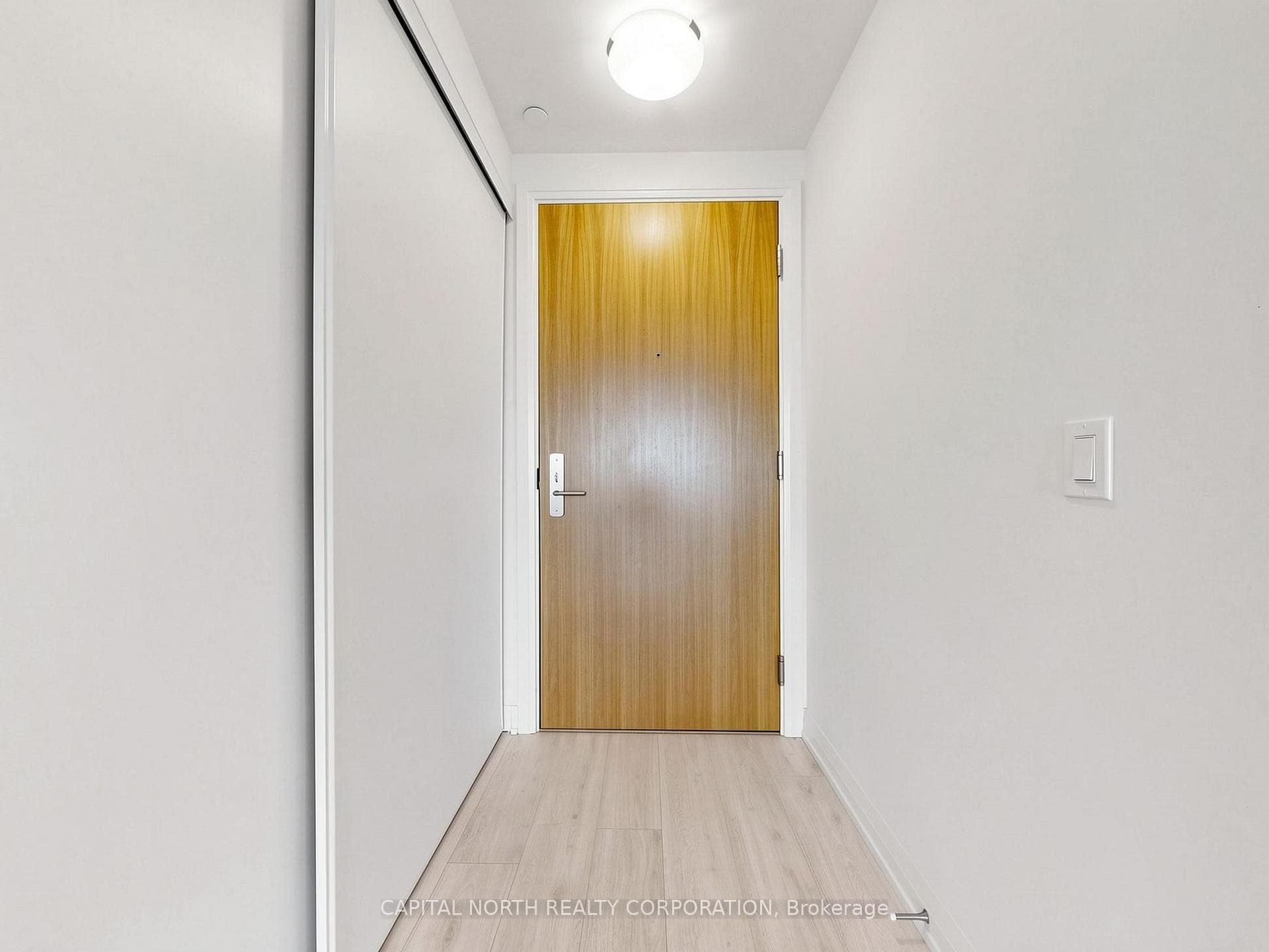 8960 Jane Street Unit 329 photo 5