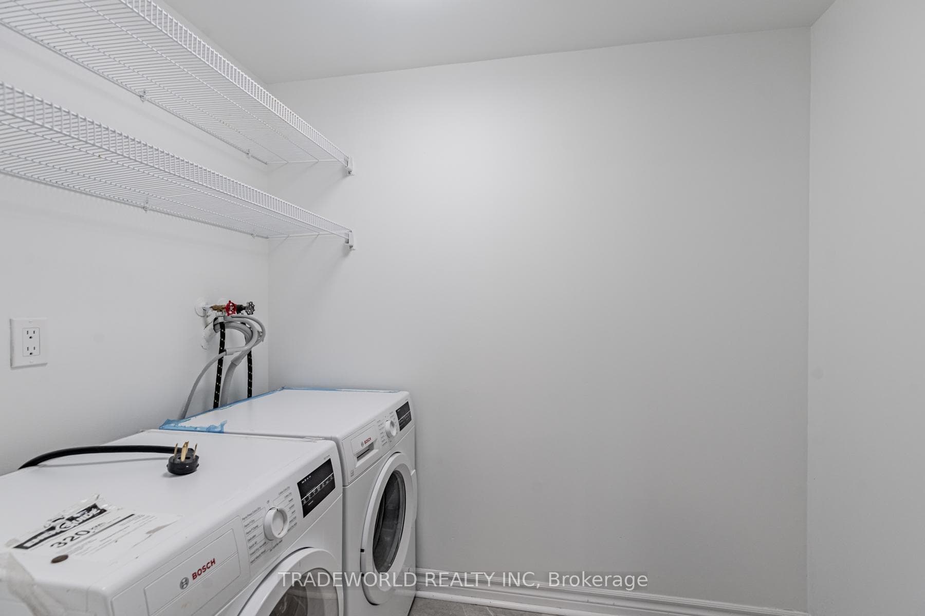 18 Parkview Avenue Unit 1506 photo 17