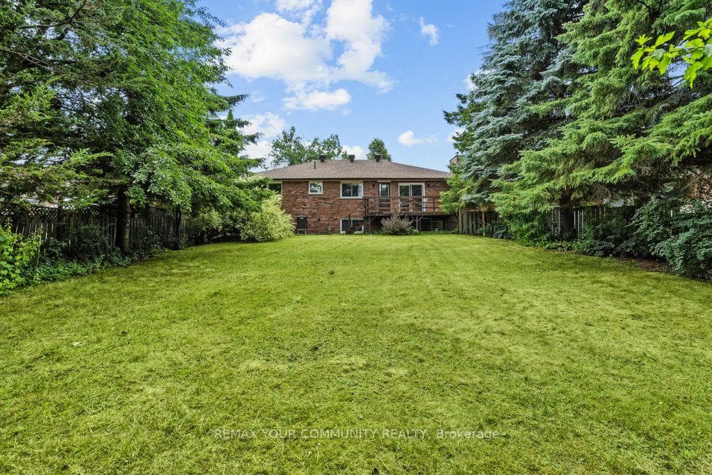 431 Innisfil Street photo 46