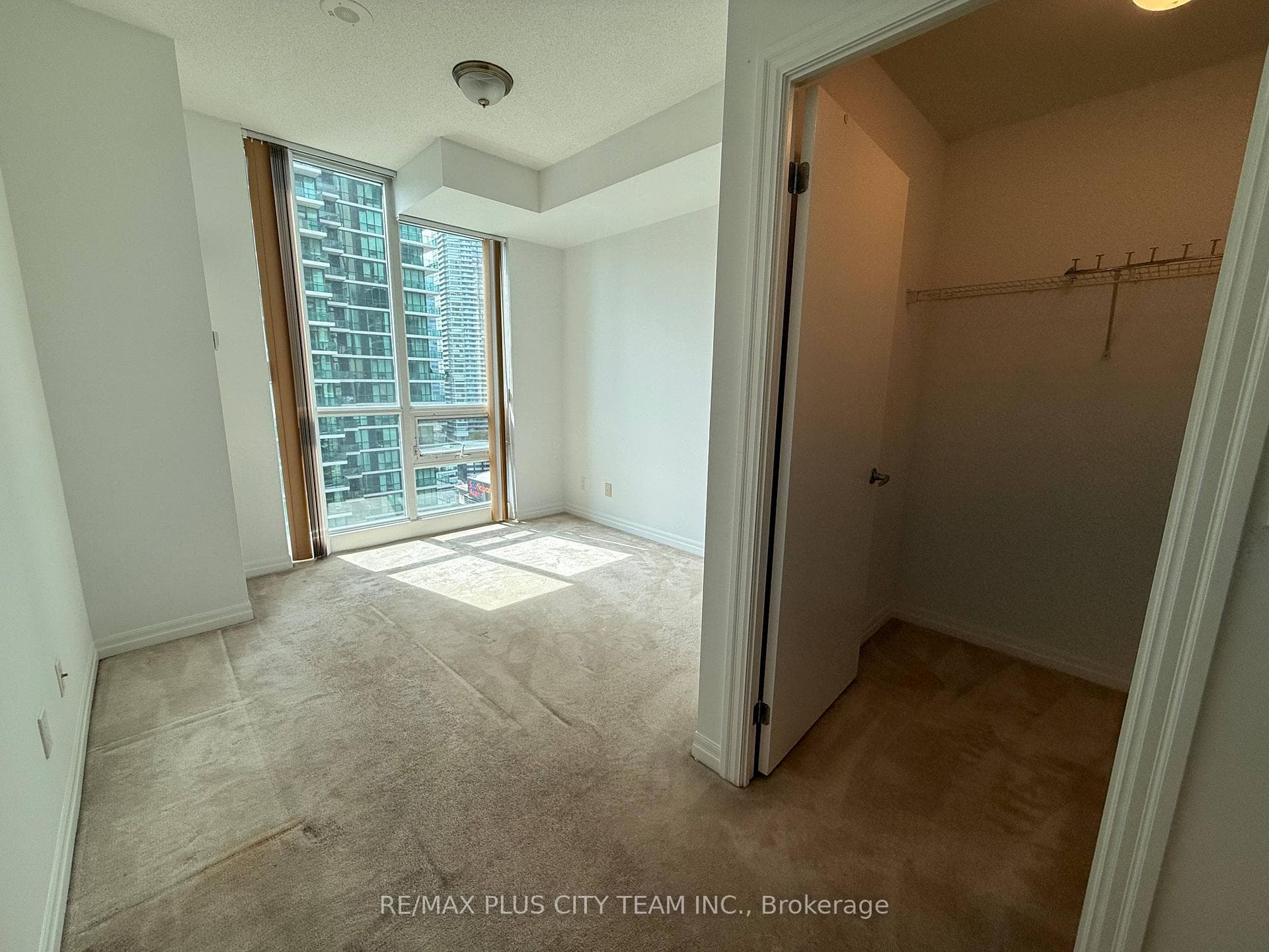 12 Yonge Street Unit 2608 photo 14