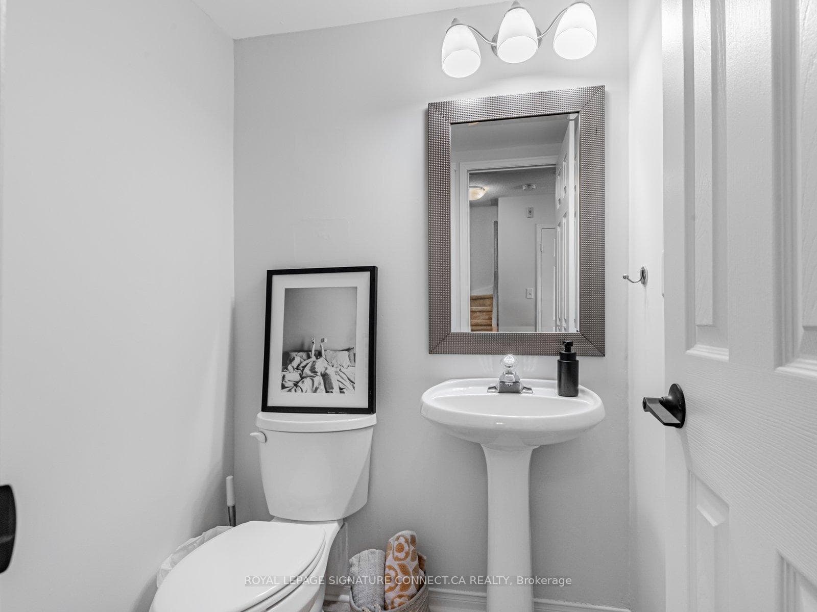 110 Cornell Park Avenue Unit C208 photo 11