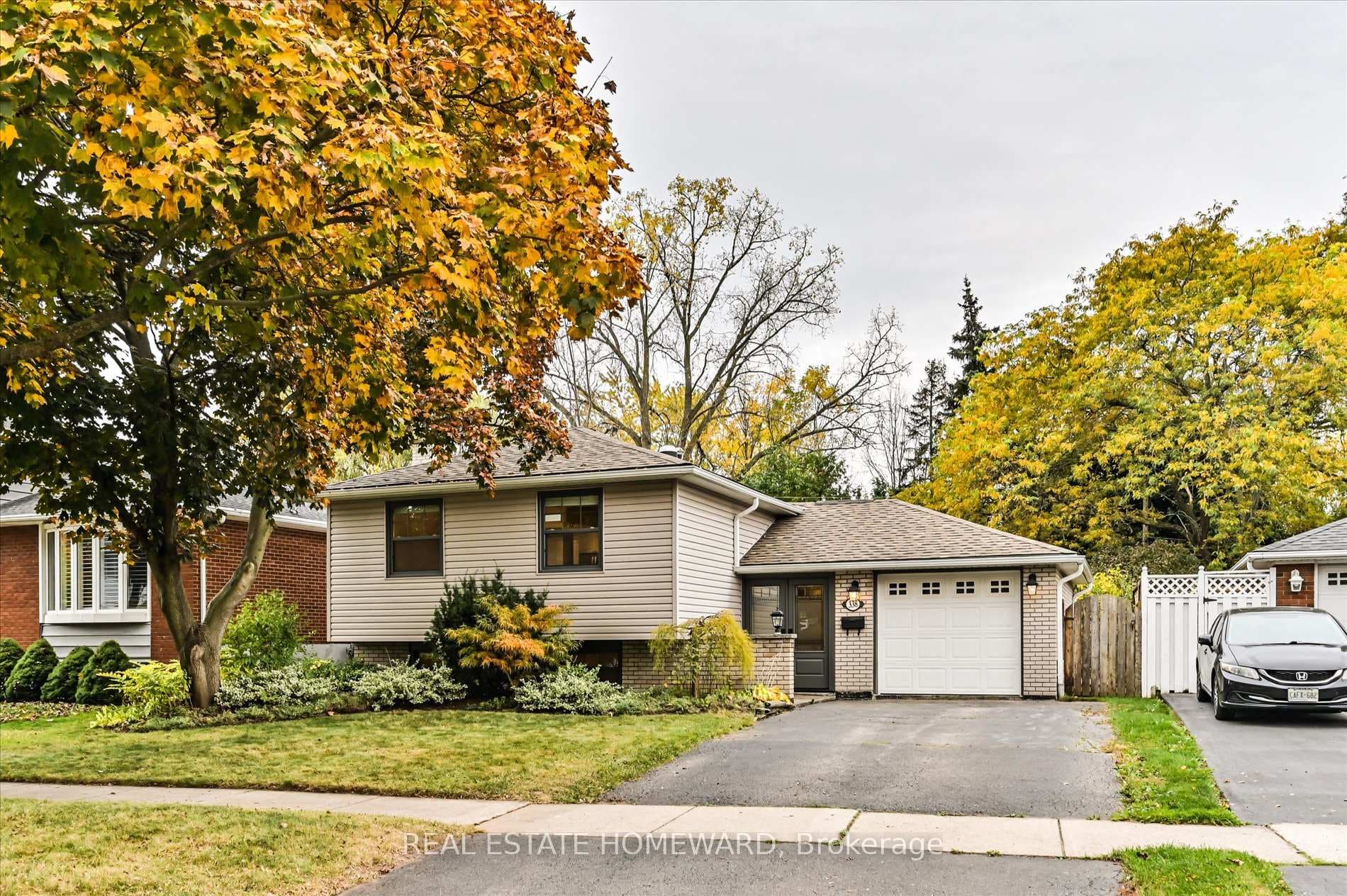 338 Melores Drive photo 2