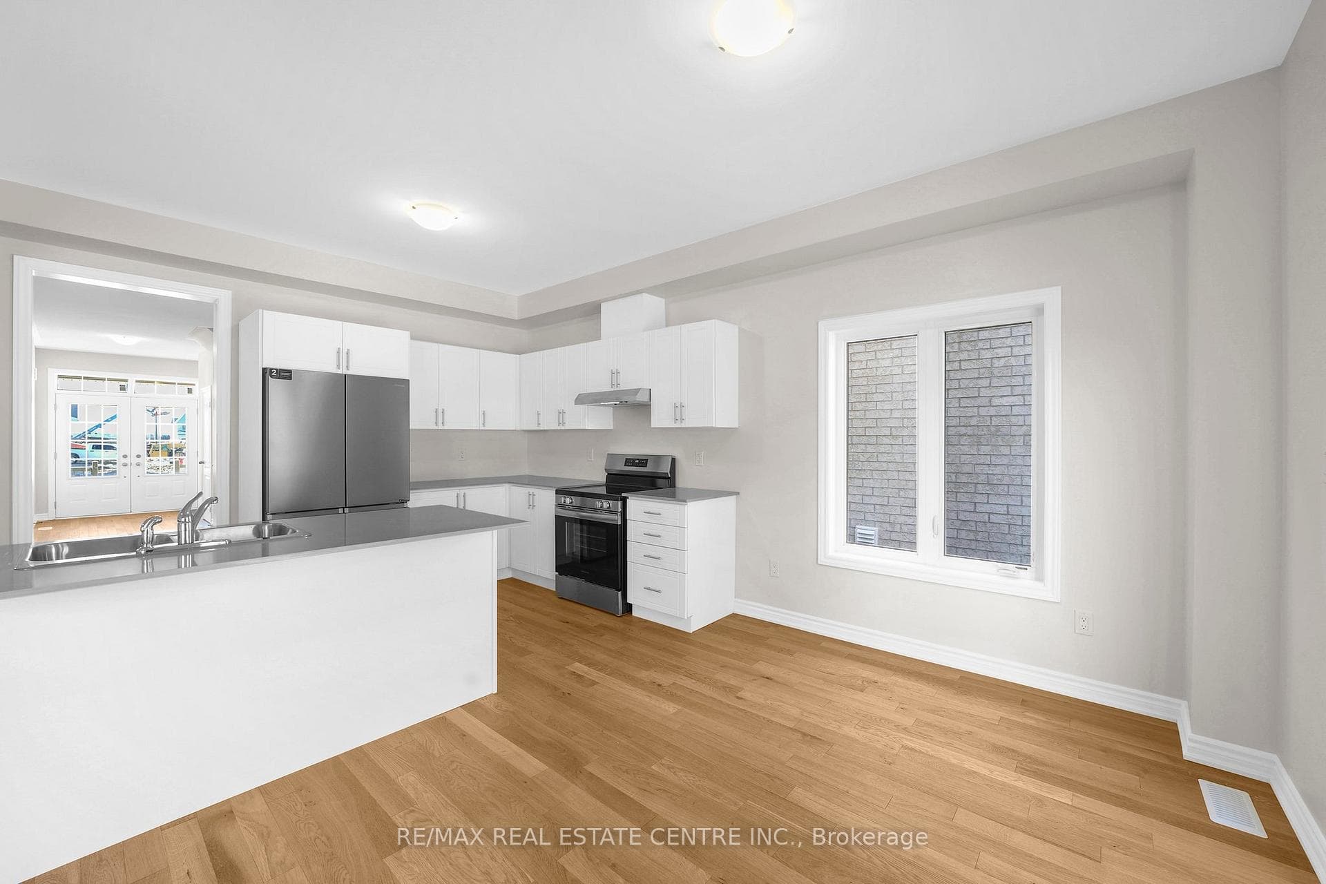 15 LAWRENCE D. PRIDHAM Avenue photo 8