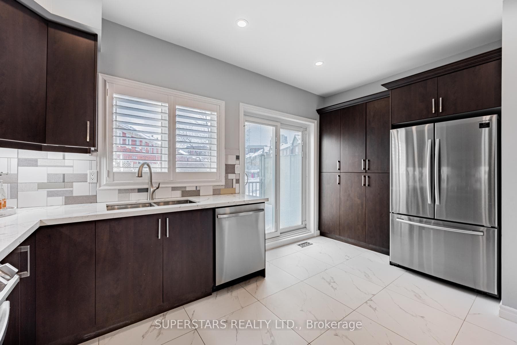 74 Pond Drive photo 9
