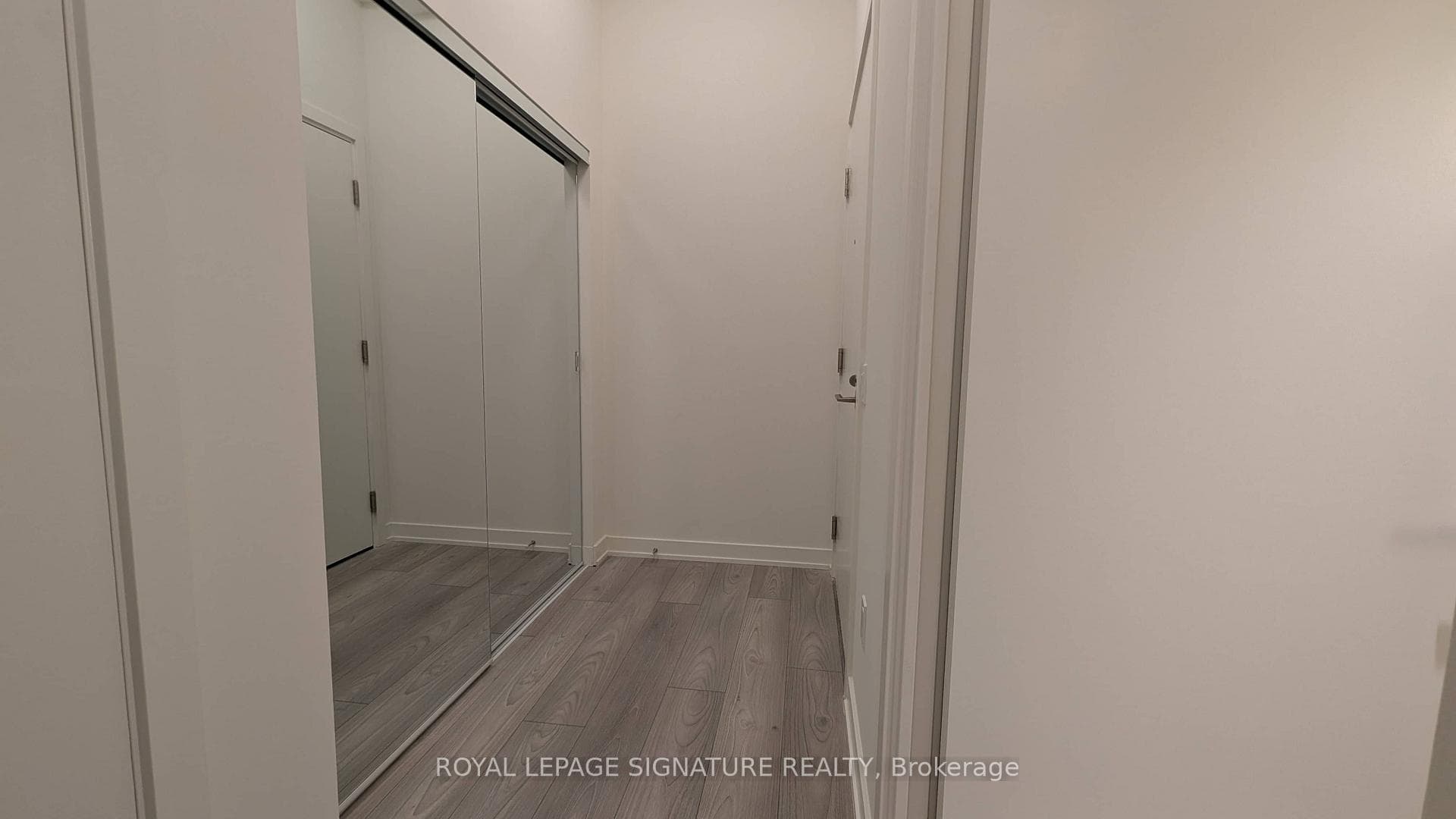 120 Broadway Avenue Unit 808 photo 15