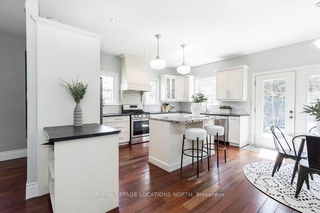 18 Westbury Road photo 11