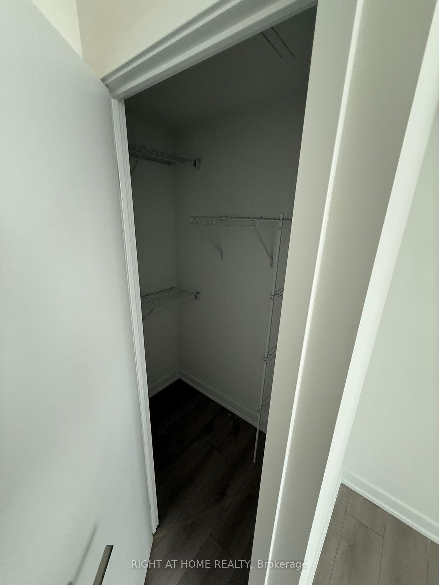 1 Fairview Road Unit 1811 photo 14