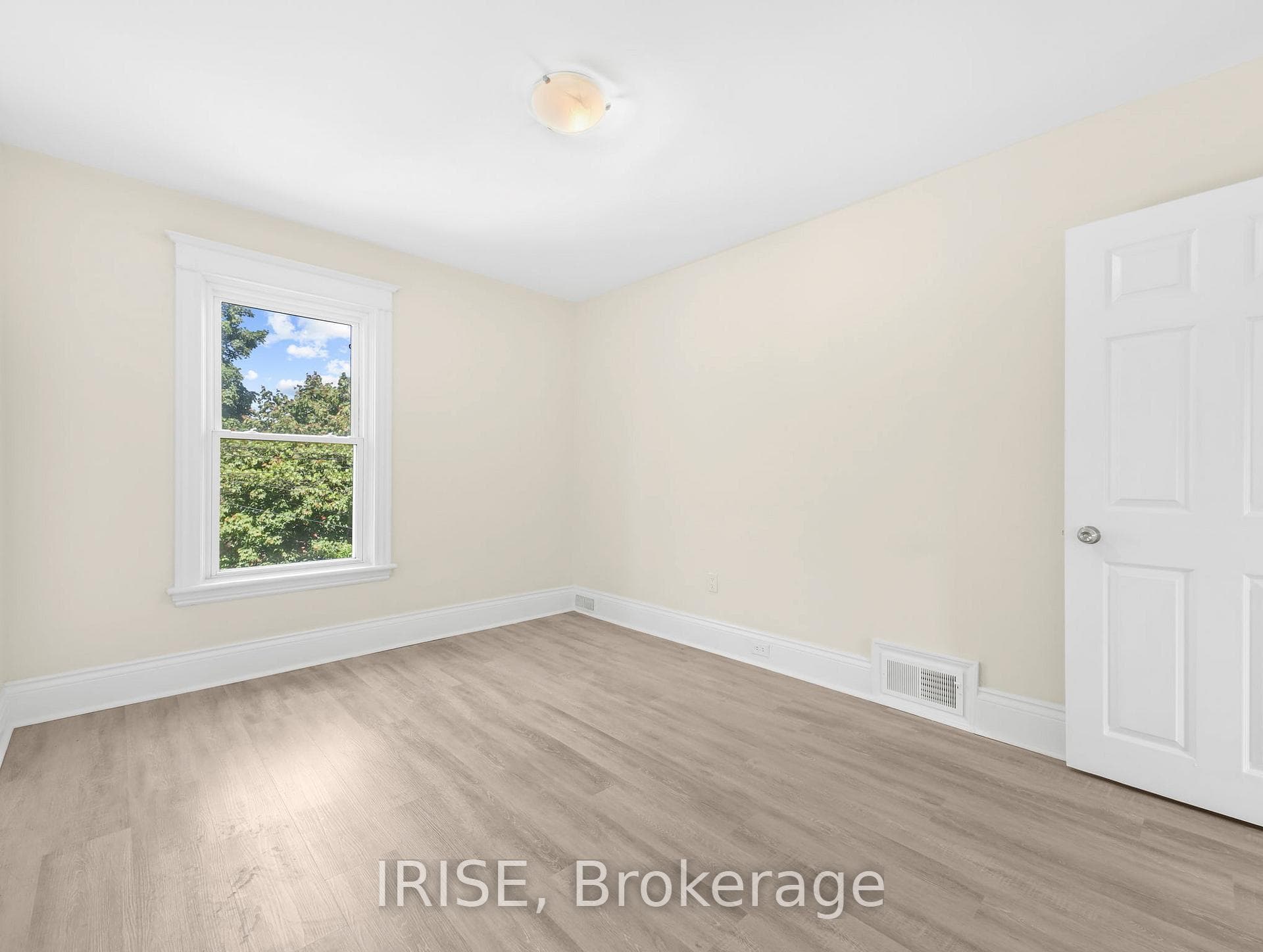 25 Lottridge Street photo 20