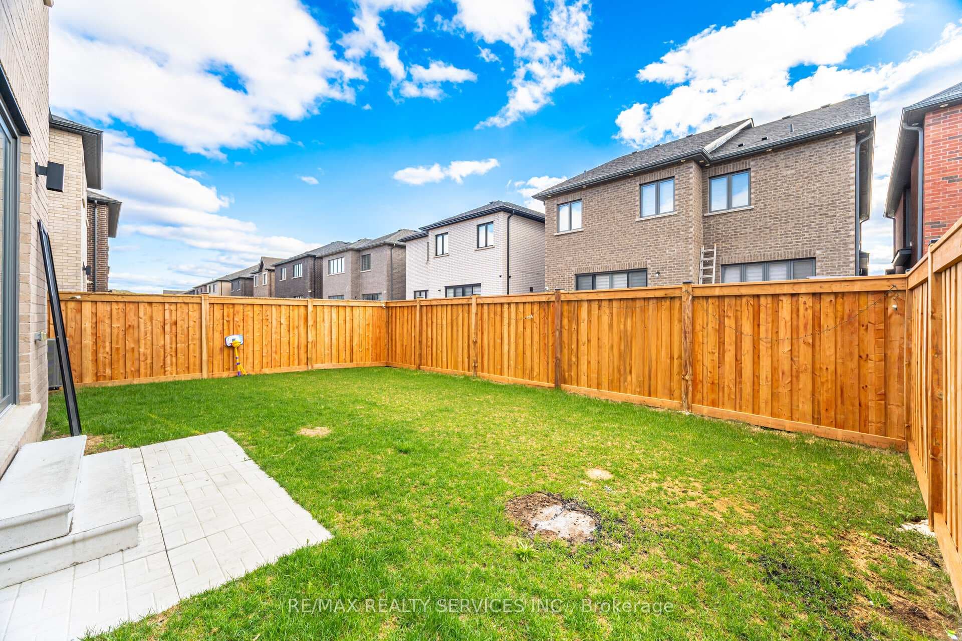 26 Gatherwood Terrace photo 48