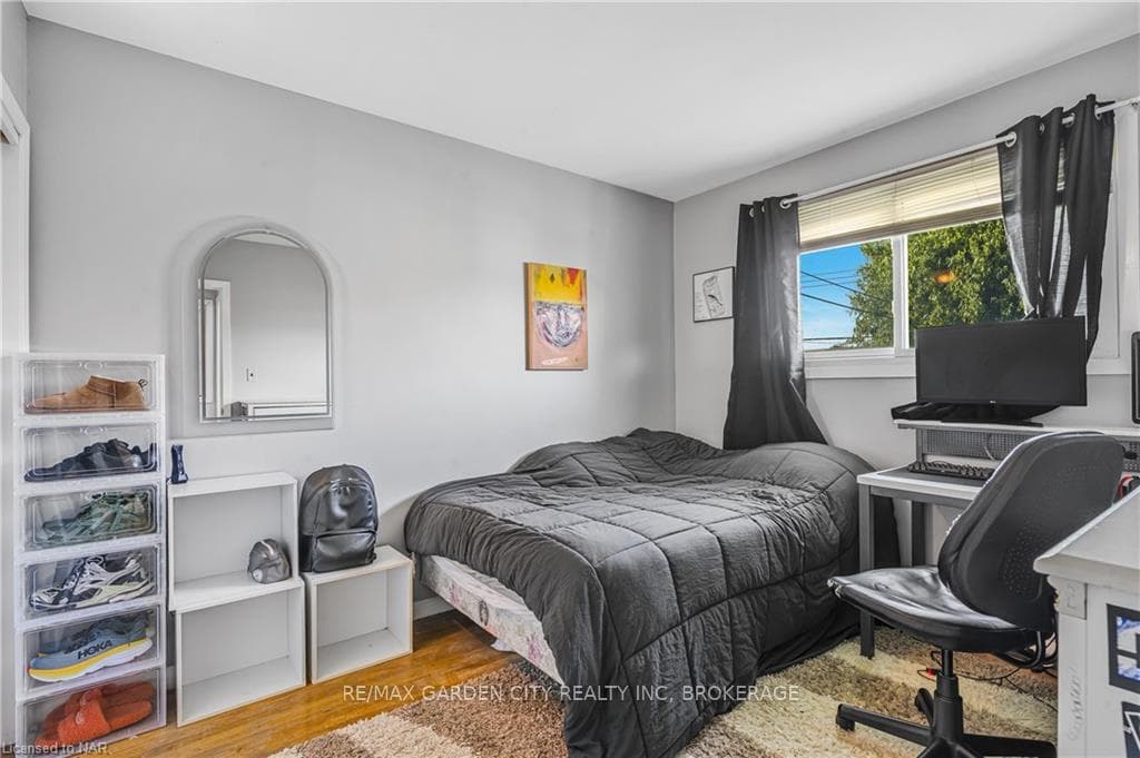 18 ENDICOTT Terrace photo 21