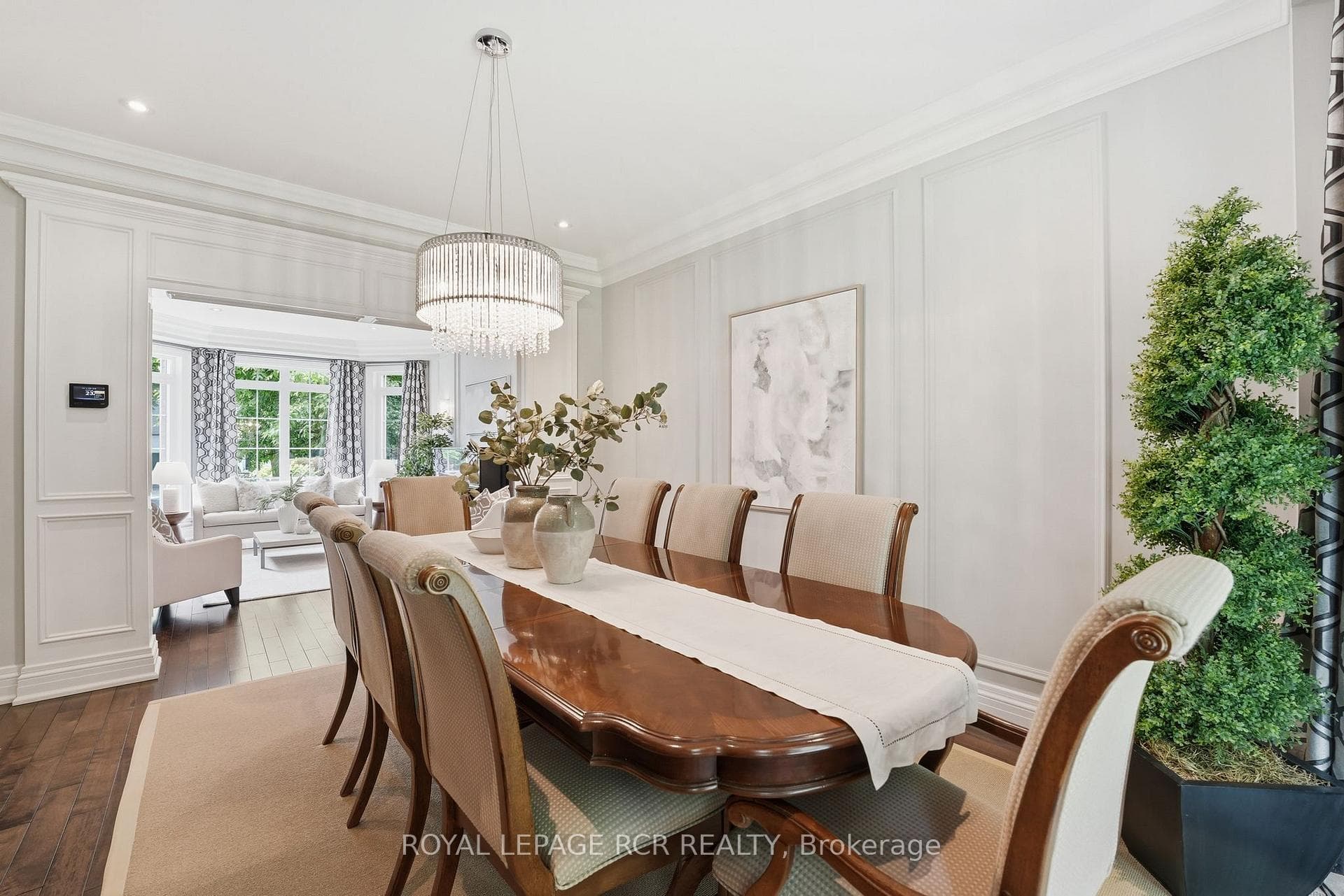 48 Hodgkinson Crescent photo 11