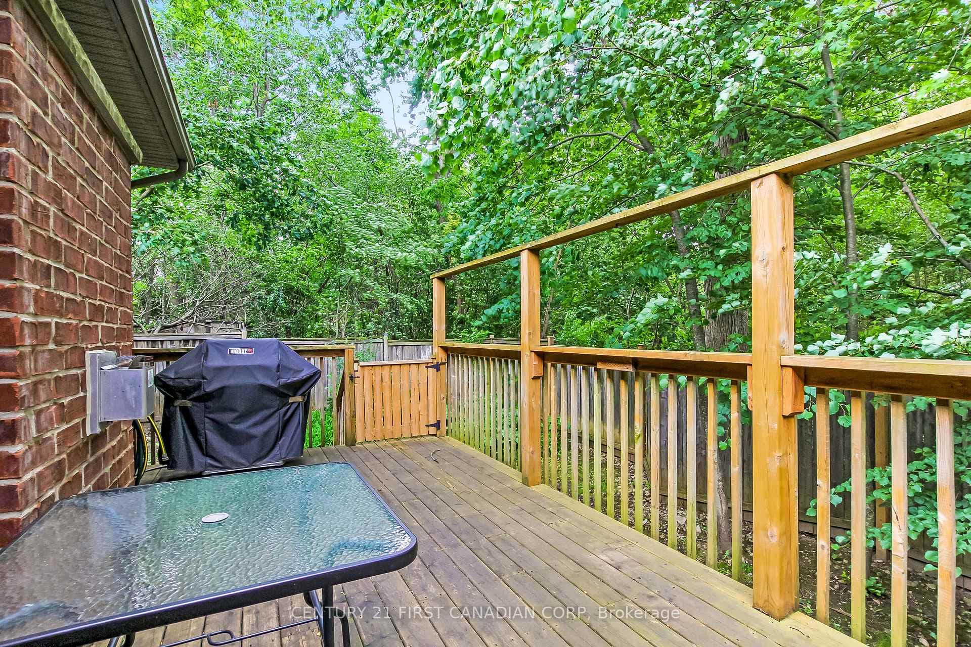 417 Hyde Park Road Unit 11 photo 22