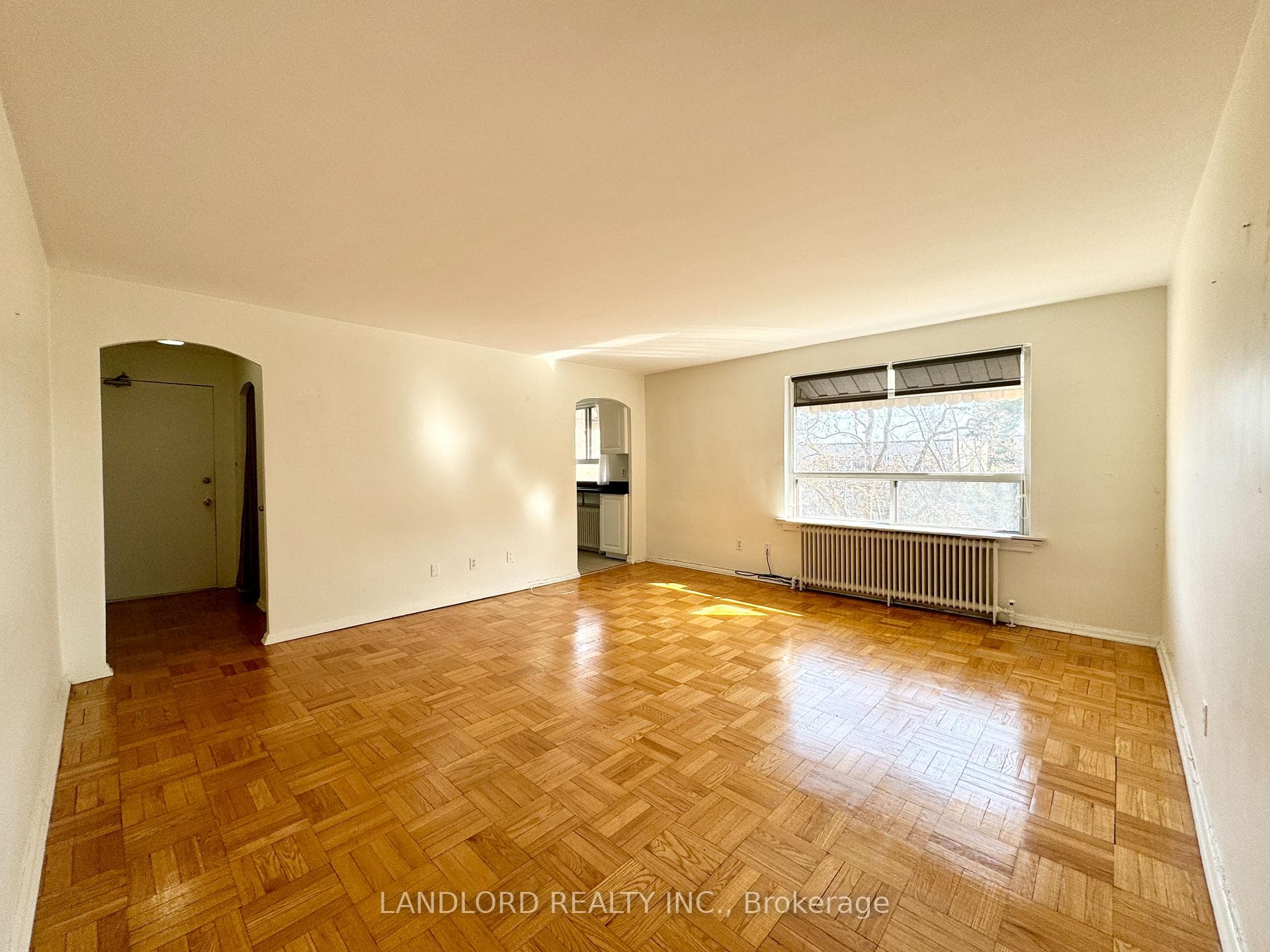 2696 Lake Shore Boulevard Unit 5 photo 5