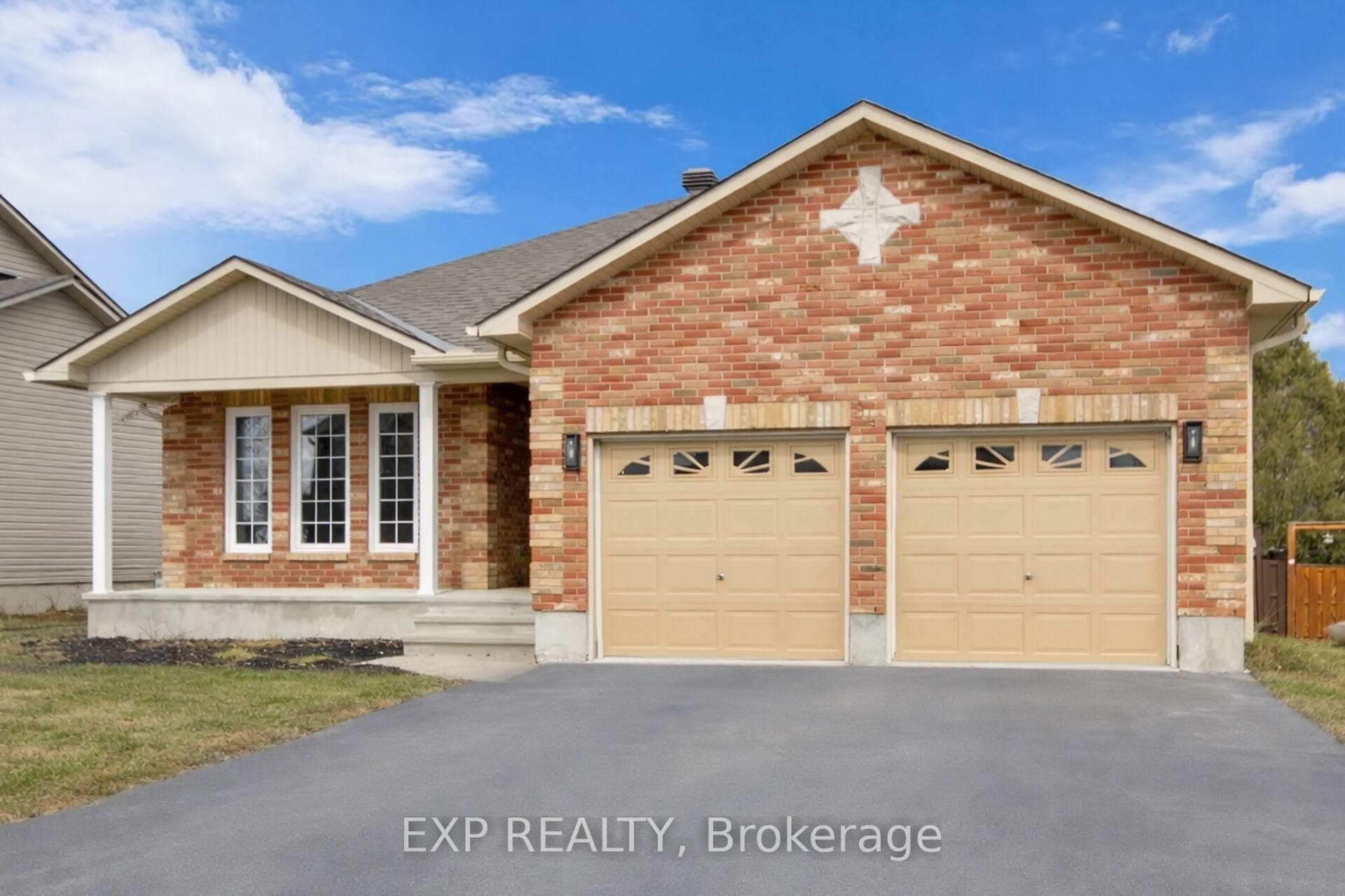 Welcome to your new home @ 84 Comba Drive.